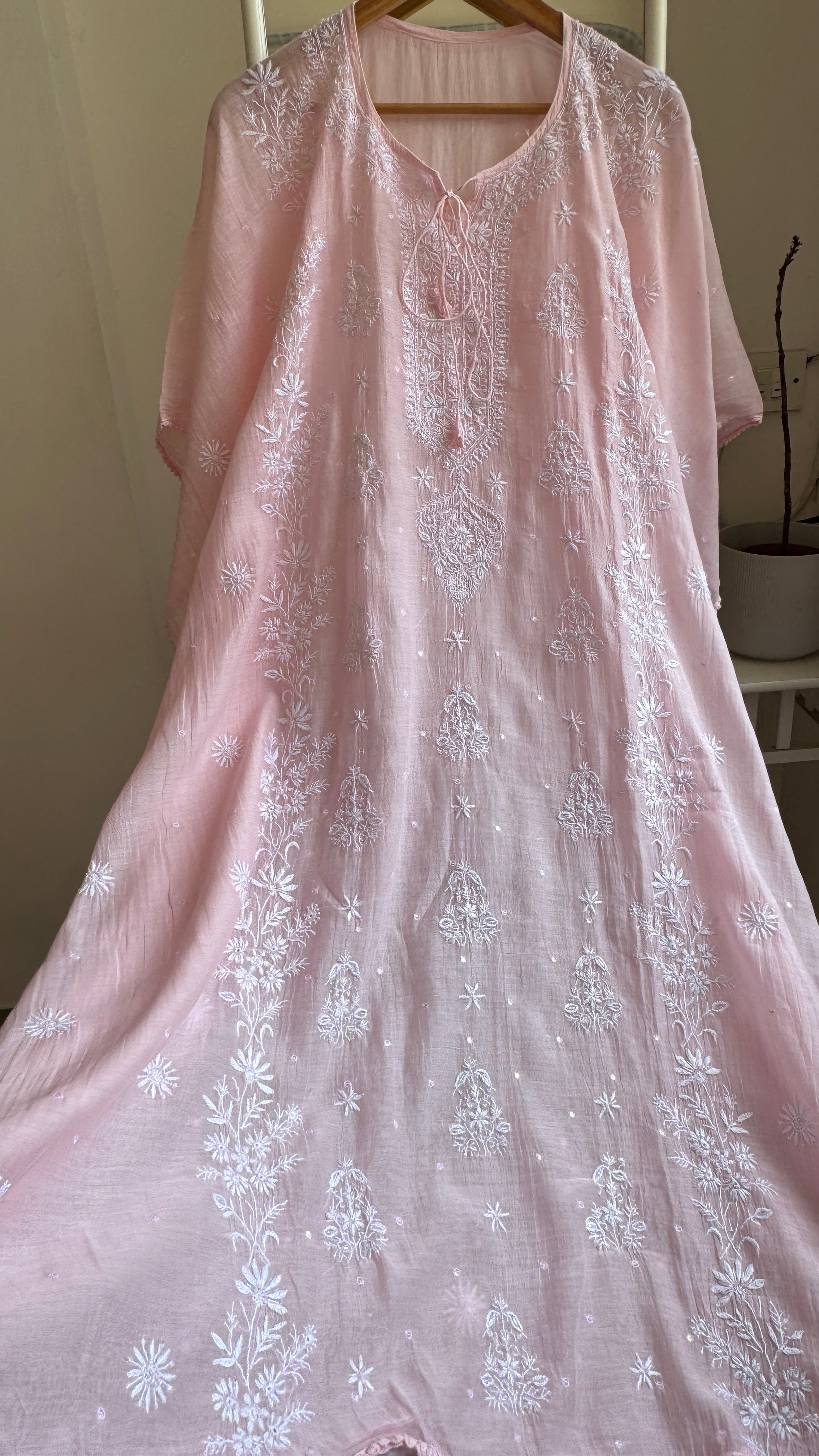 Mul Chanderi Chikankari Kaftan - Pink