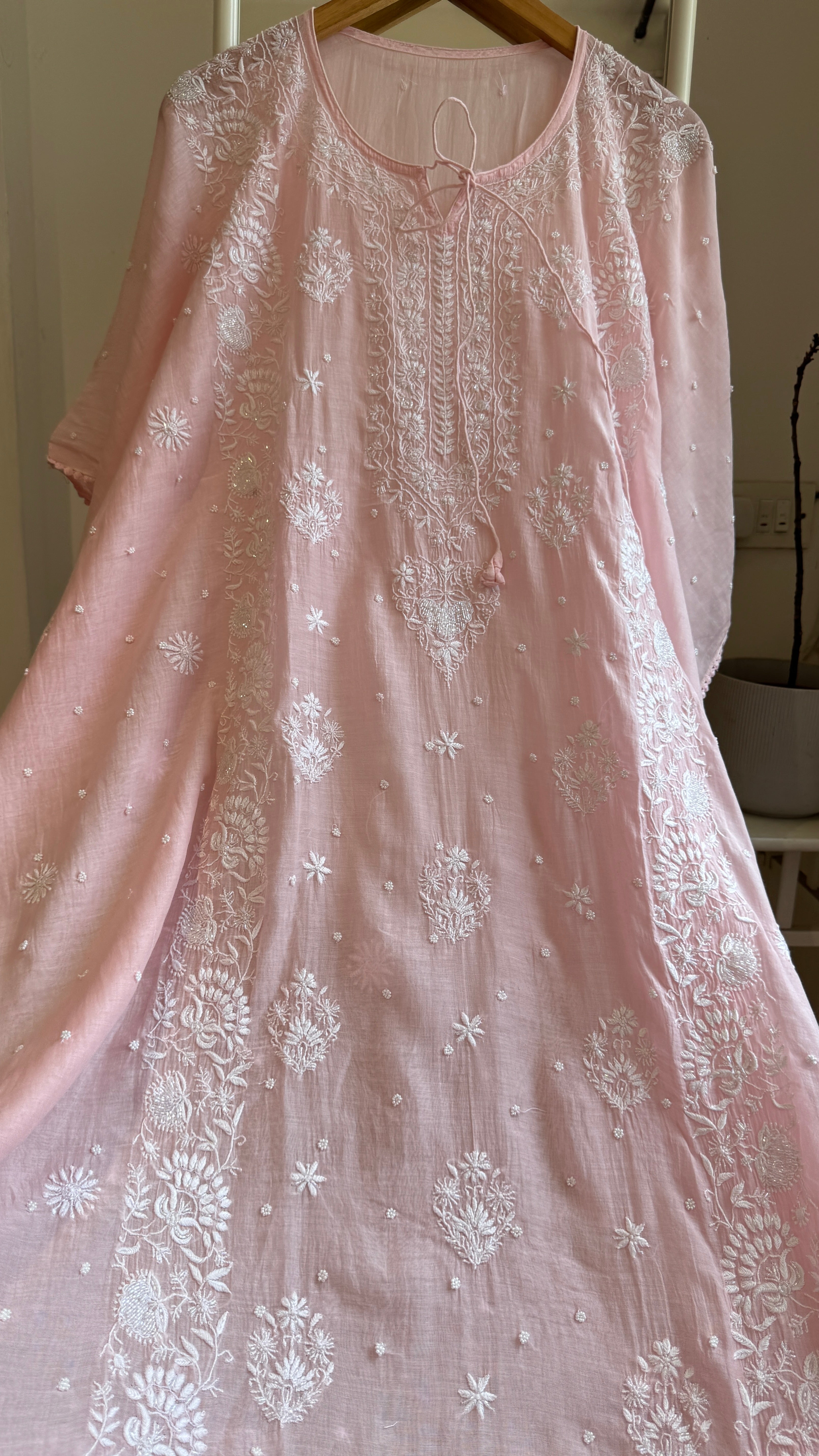 Mul Chanderi Chikankari Kaftan - Pink