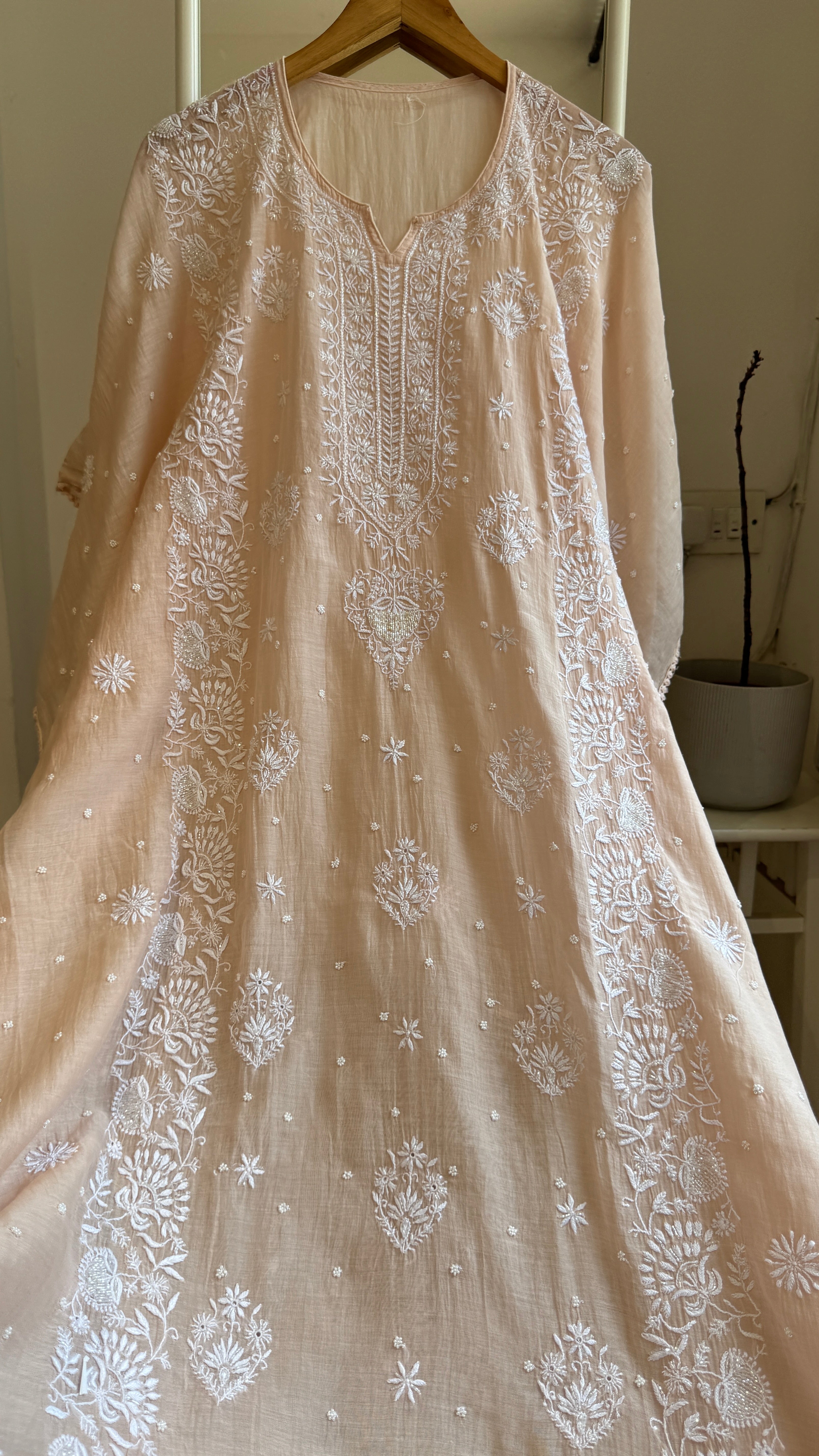 Mul Chanderi Chikankari Kaftan - Pale Pink