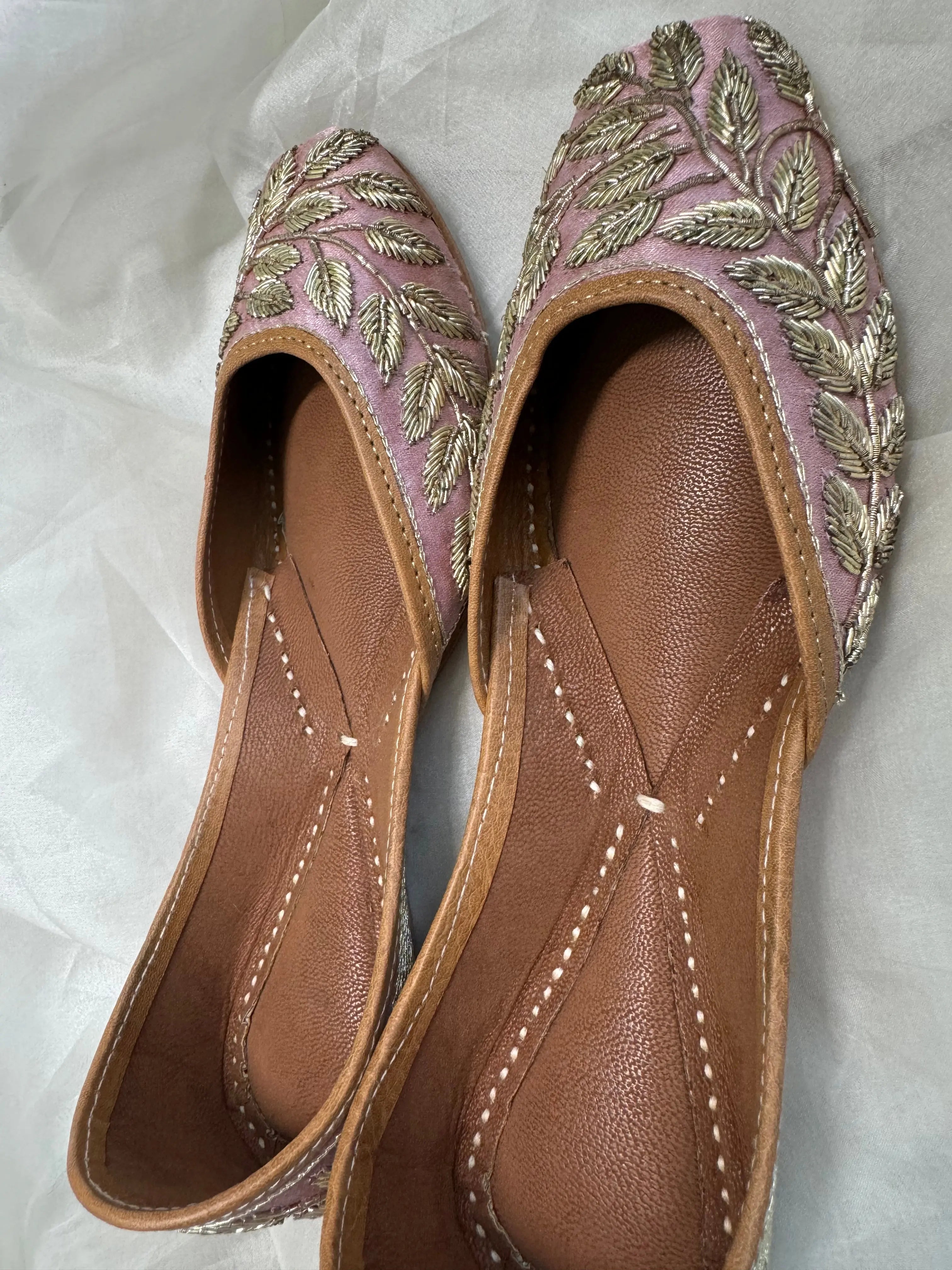 Embellished Hand crafted Mojaris - Pink ARIAA CHIKANKARI