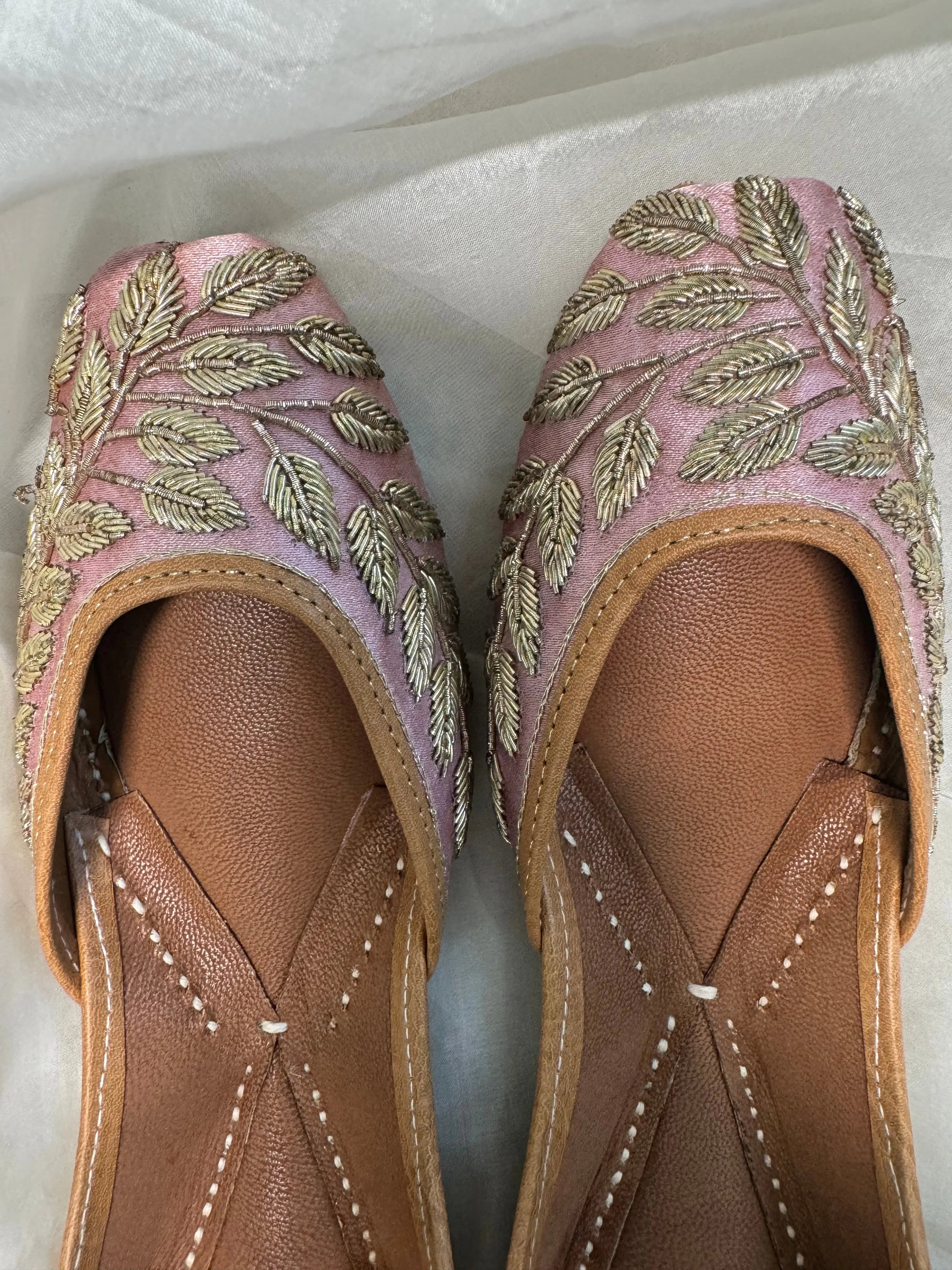 Embellished Hand crafted Mojaris - Pink ARIAA CHIKANKARI