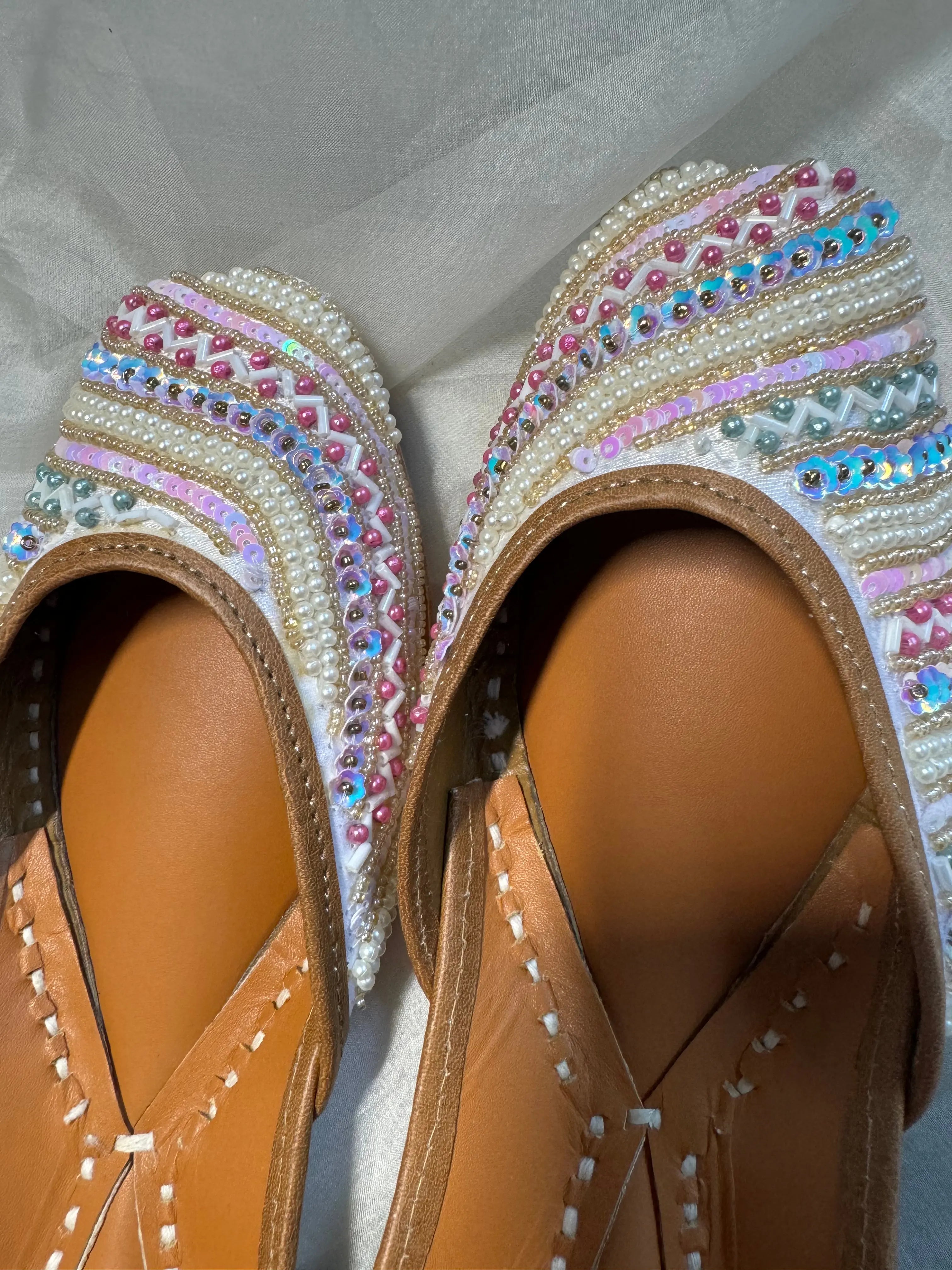 Embellished Hand crafted Mojaris - White ARIAA CHIKANKARI