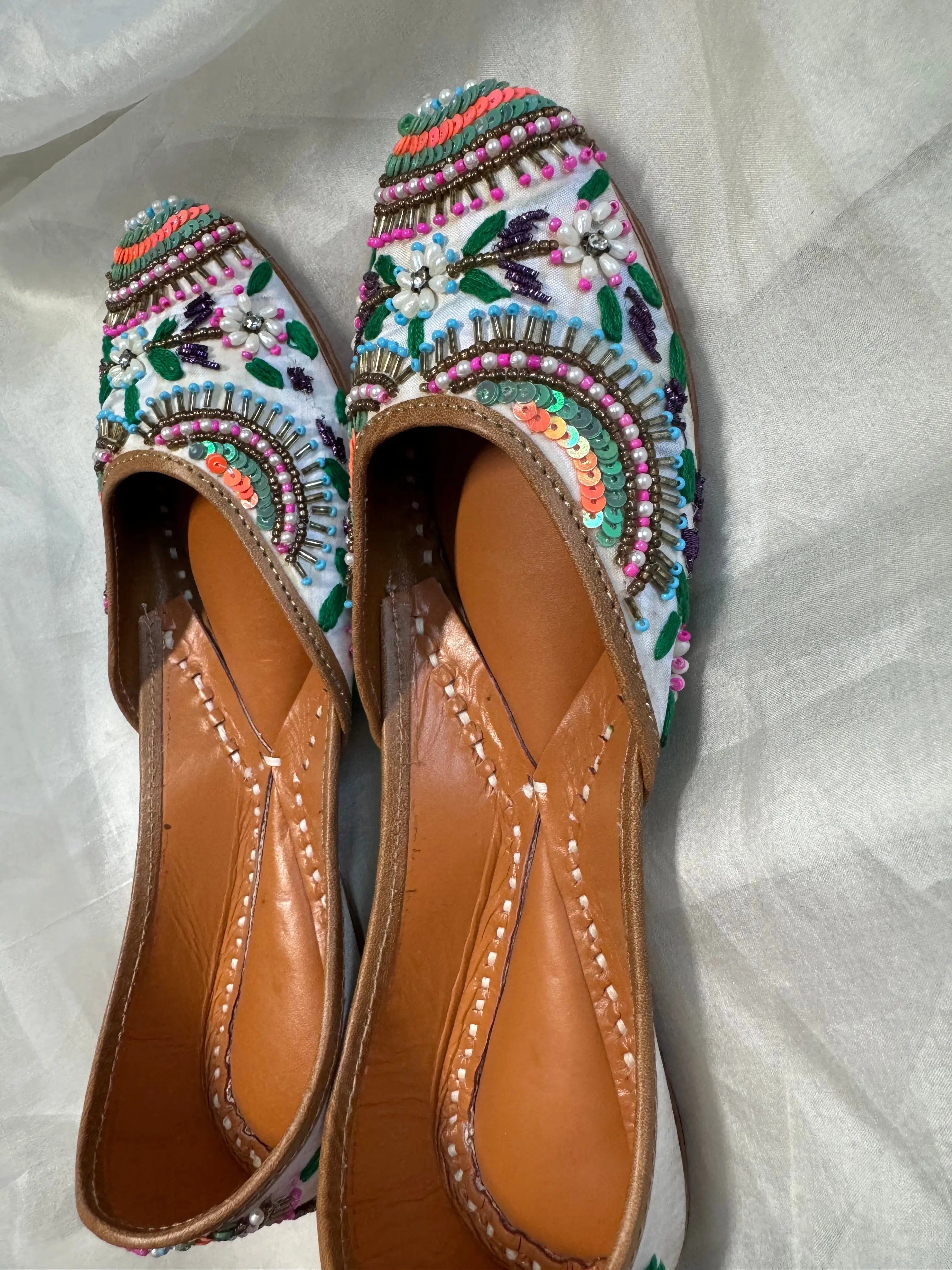 Embellished Hand crafted Mojaris - Multi ARIAA CHIKANKARI
