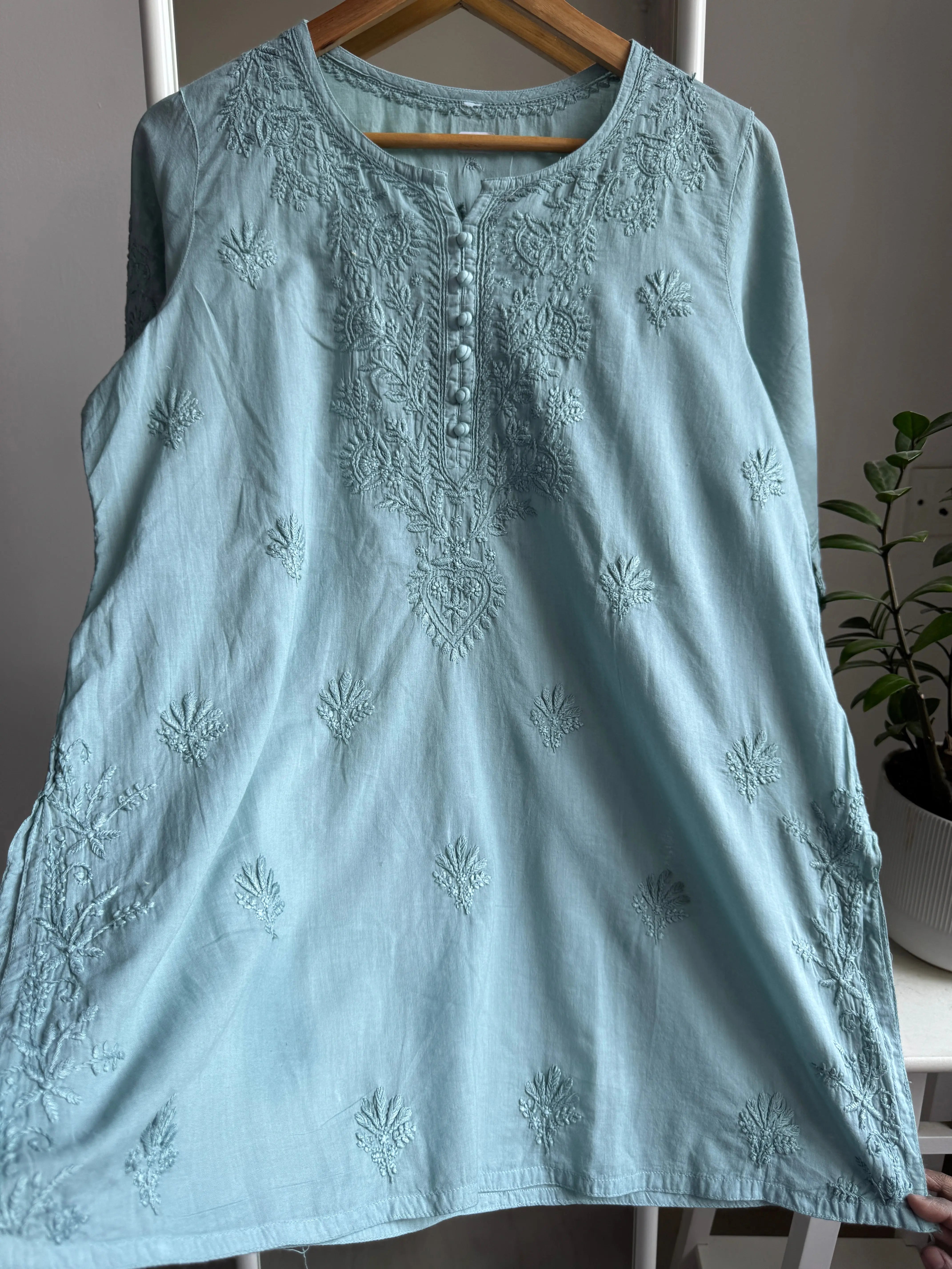 Mul Cotton Chikankari Full sleeves short Top - Green ARIAA CHIKANKARI
