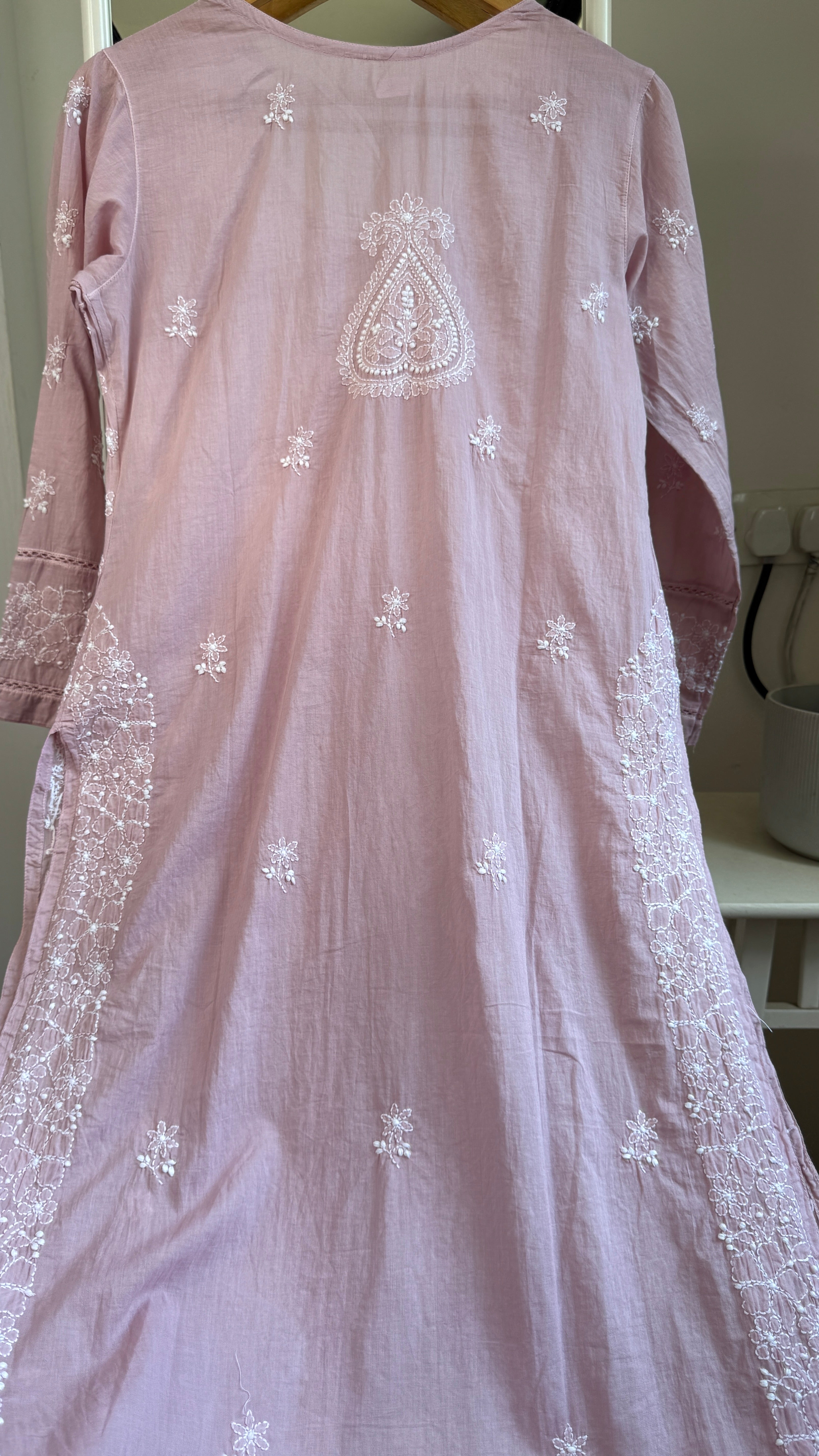 Mul Cotton Mauve Pink Chikankari Kurti - Saaz Collection