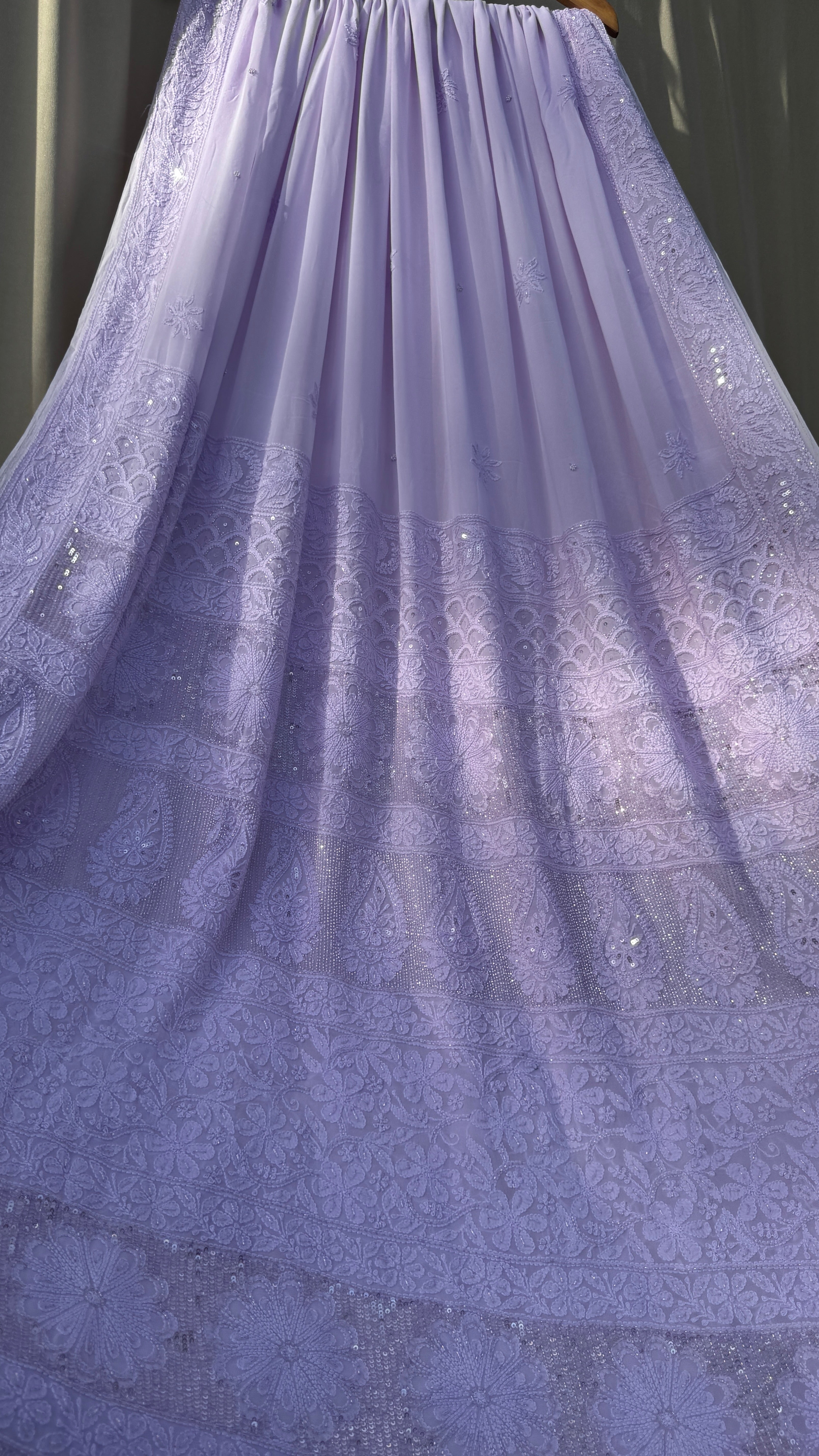 Viscose Lavender Chikankari saree with Pearl embellishments
