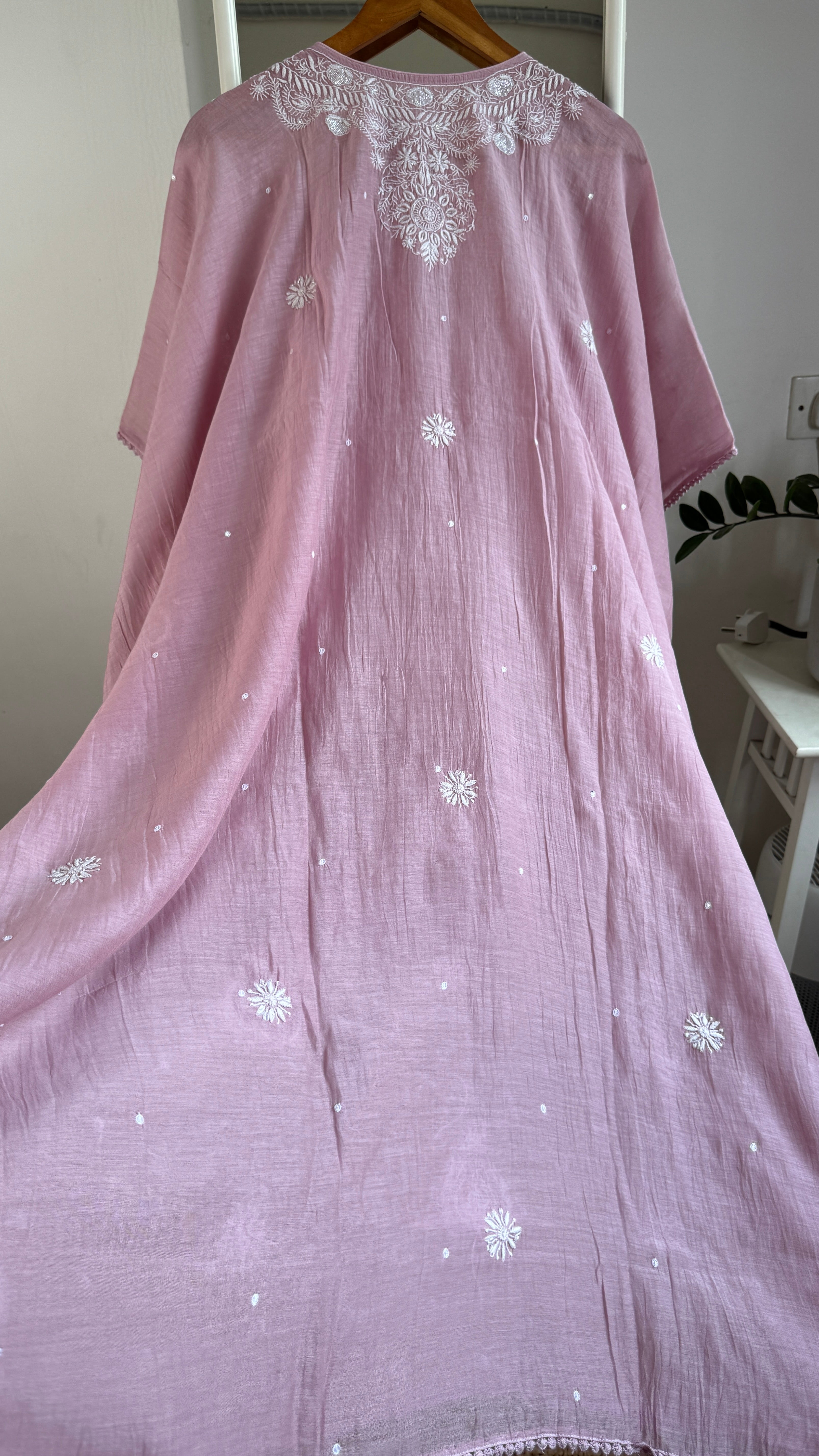 Mul Chanderi Chikankari Kaftan - Mauve