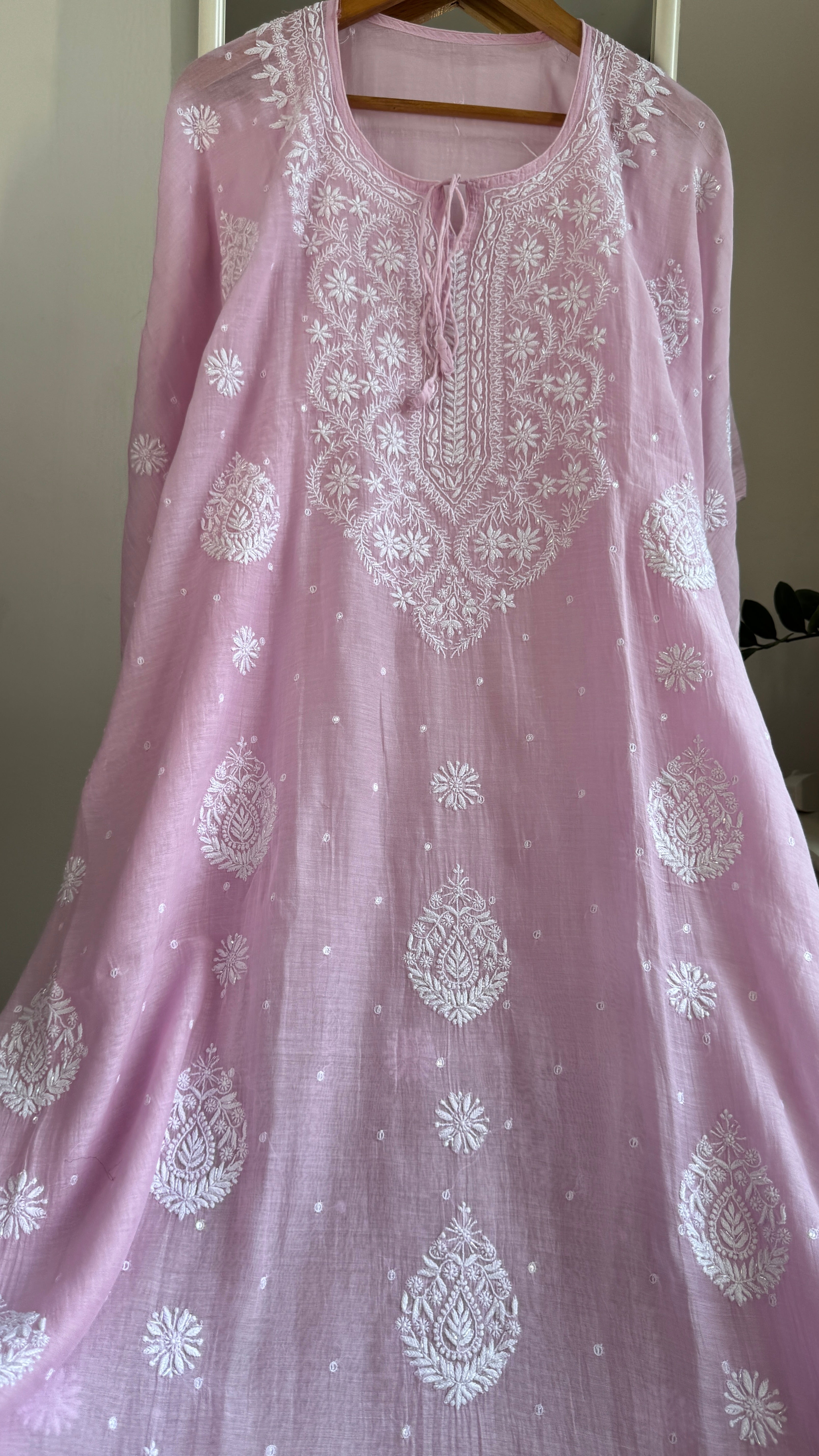 Mul Chanderi Chikankari Kaftan - Onion Pink