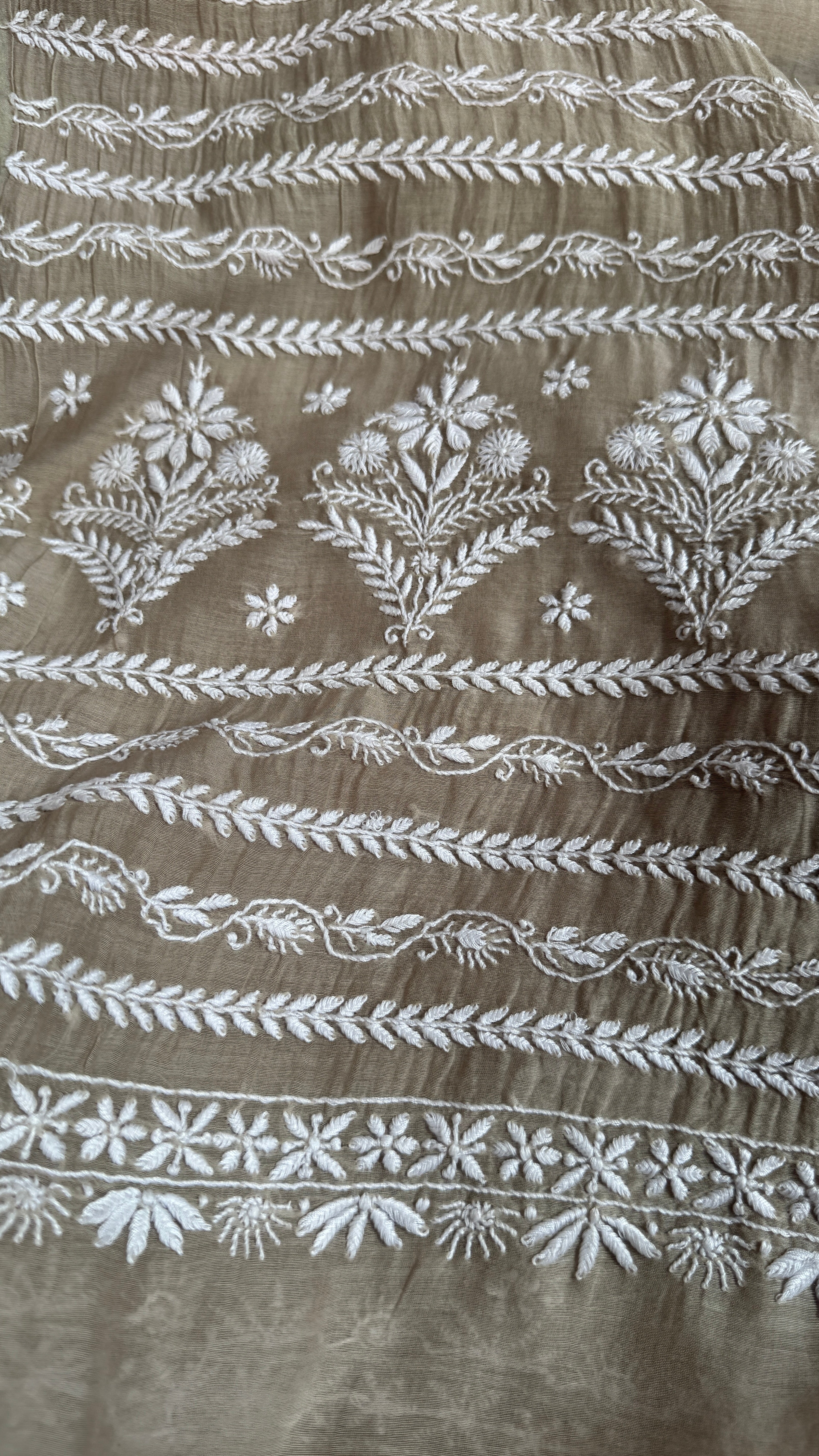 Pure Mul Chanderi Chikankari saree in Pastel Grey Beige
