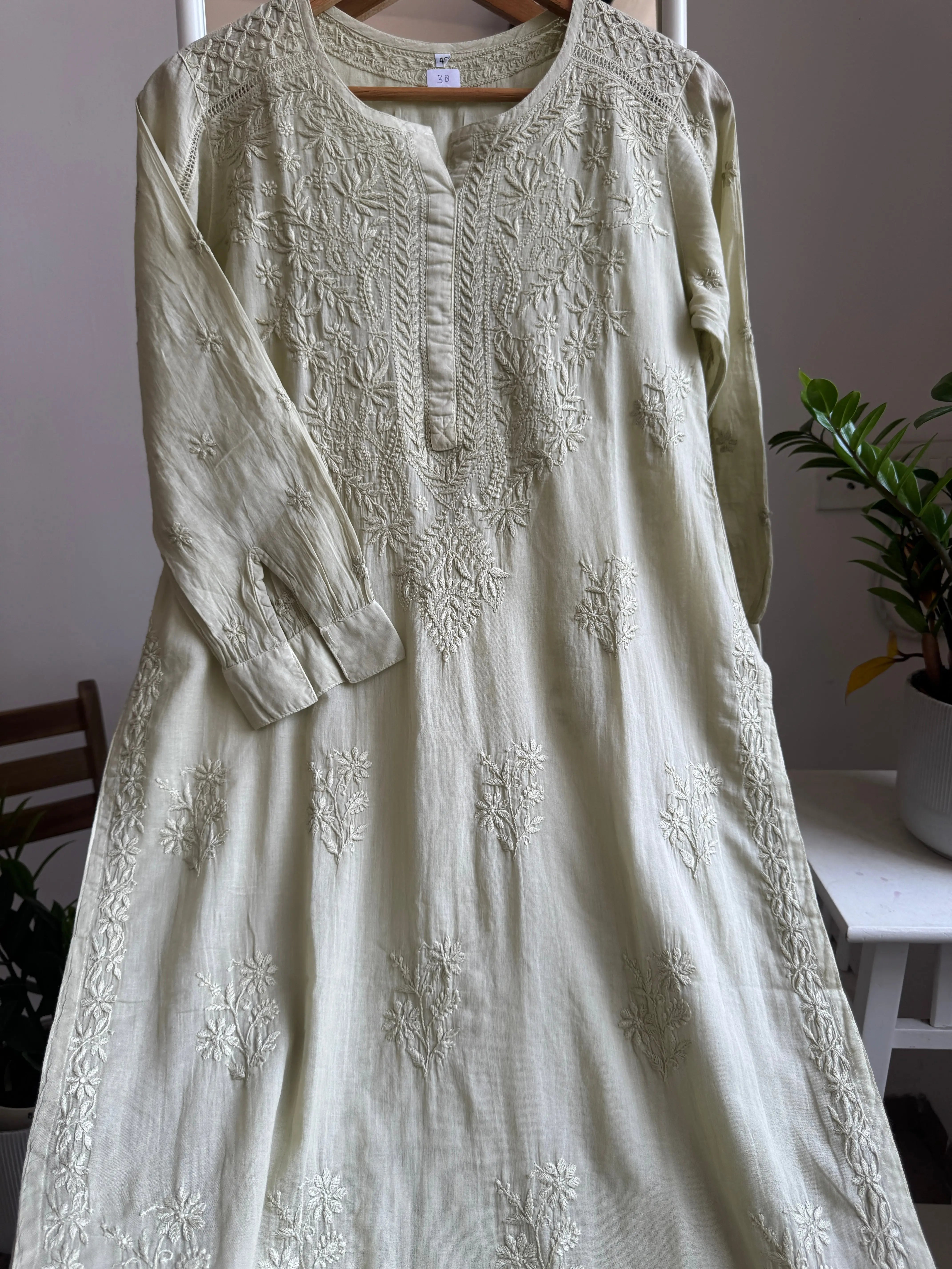 Mul Cotton Sheen Green Chikankari Kurti - Saaz Collection ARIAA CHIKANKARI