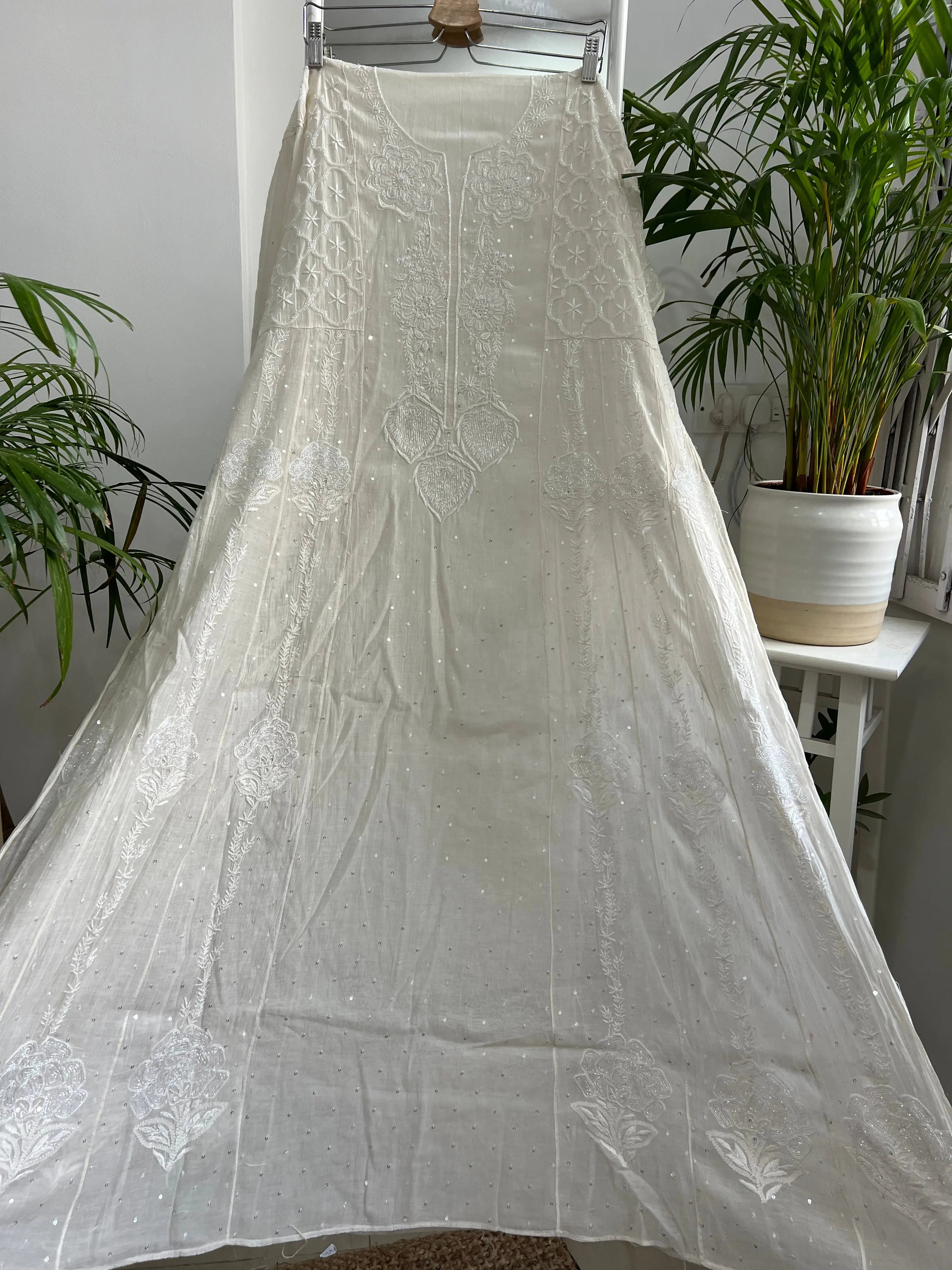 Mul Chanderi Anarkali - White ARIAA CHIKANKARI