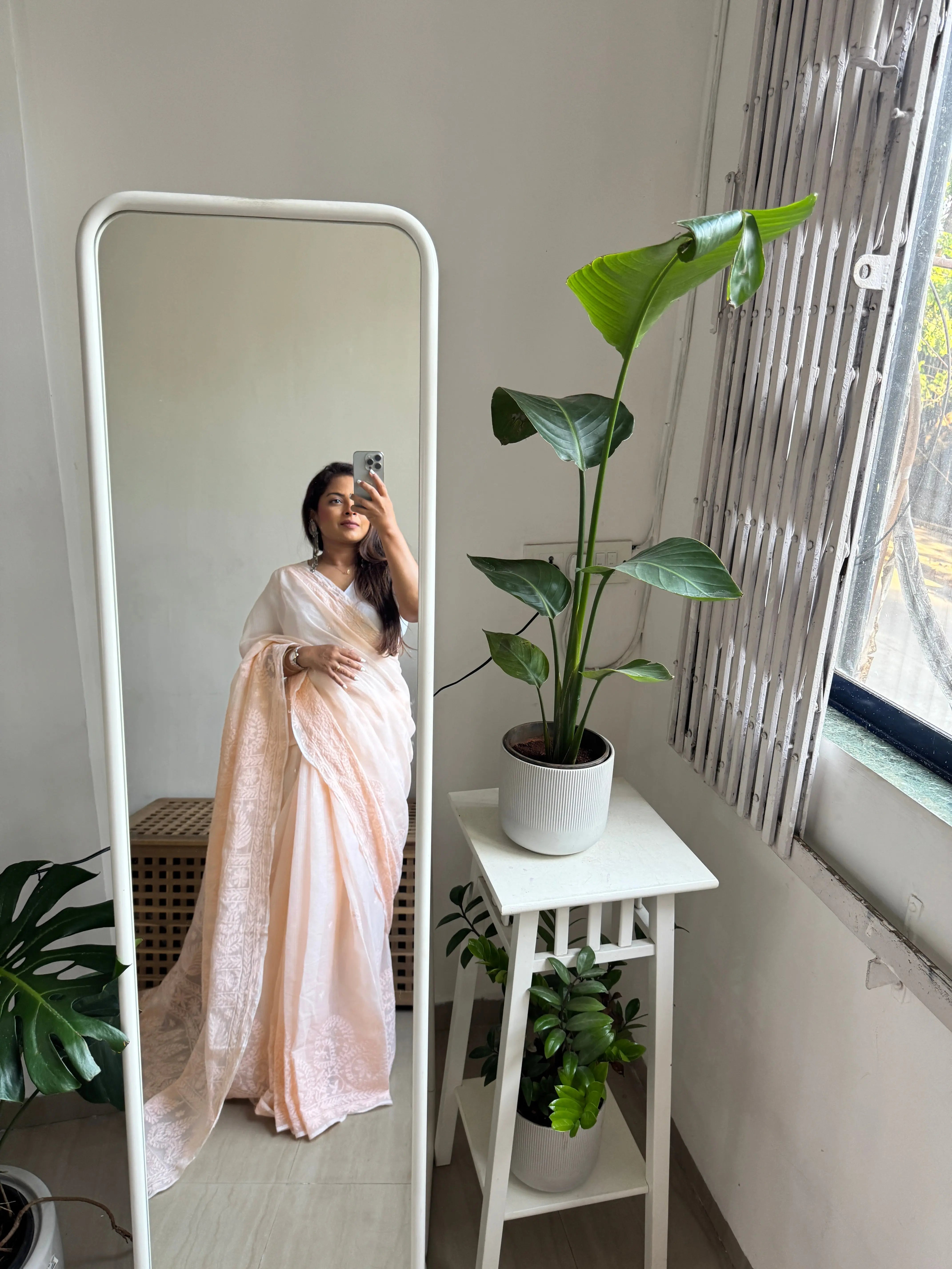 Kota Chikankari saree in Cream ARIAA CHIKANKARI