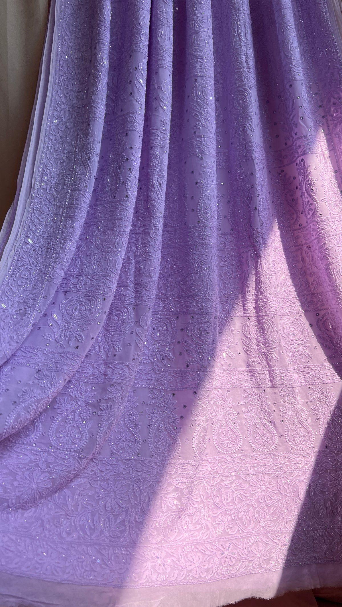 Viscose Lavender Chikankari saree with Pearl embellishments