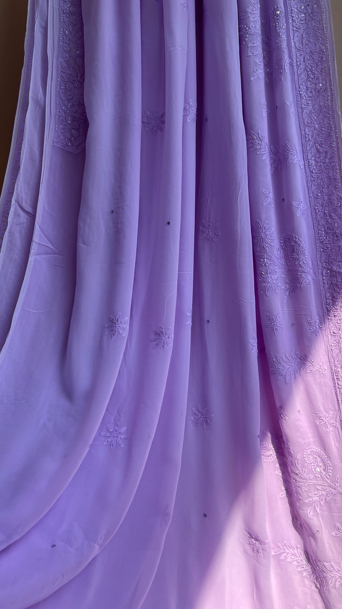 Viscose Lavender Chikankari saree with Pearl embellishments