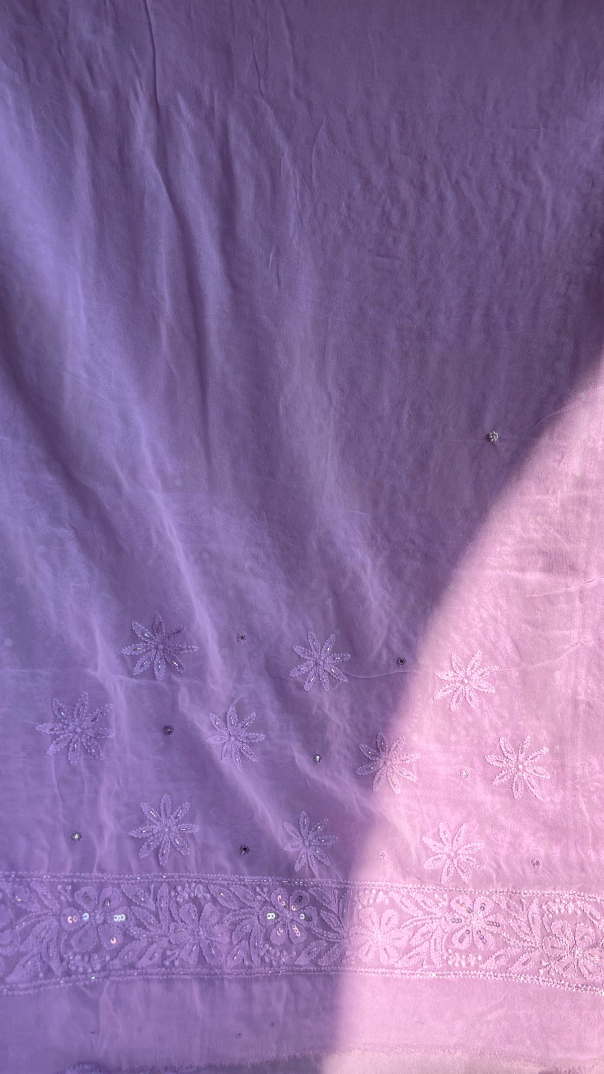 Viscose Lavender Chikankari saree with Pearl embellishments