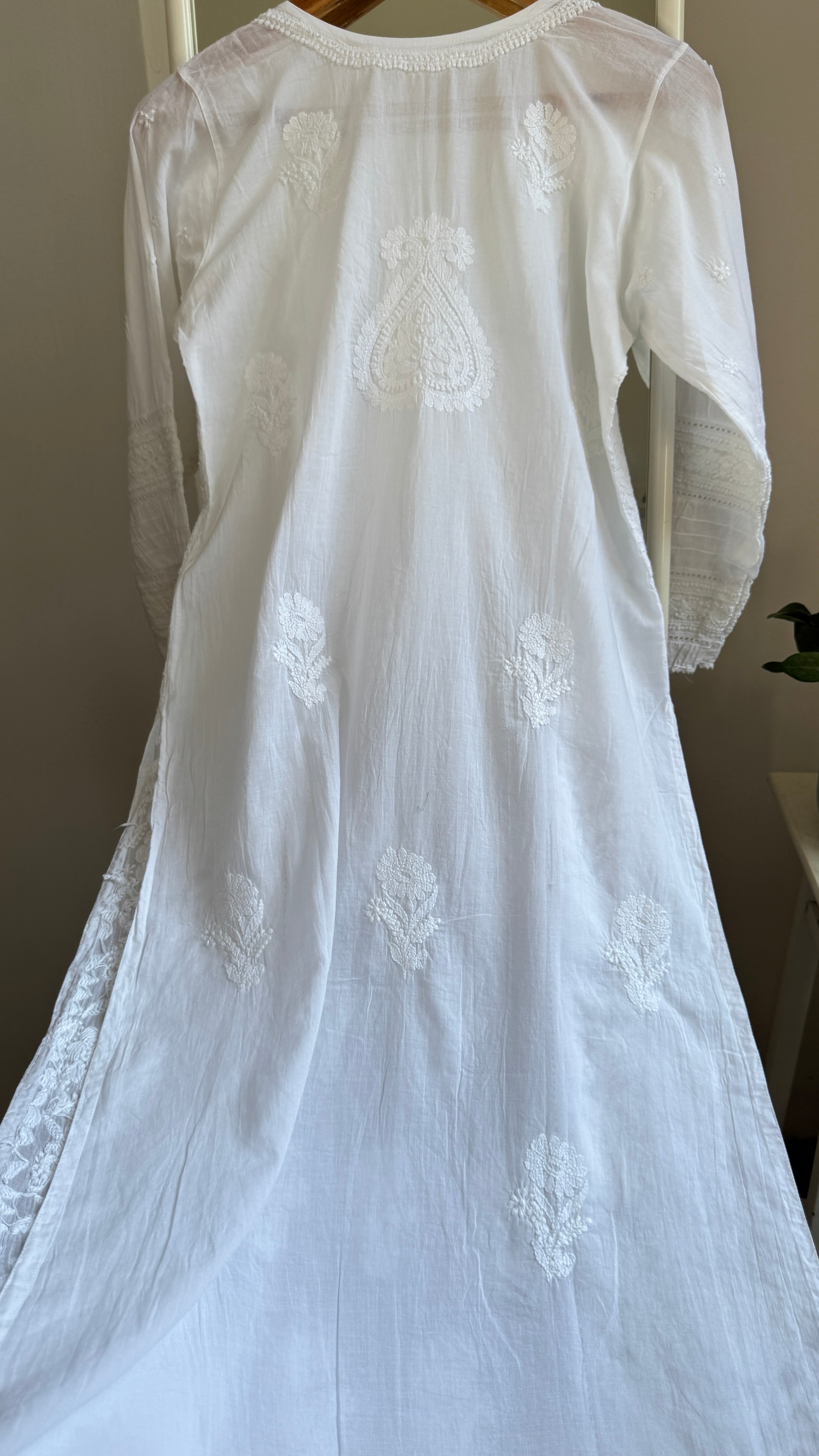 Mul Cotton Chikankari Kurti - White - Fiza Collection