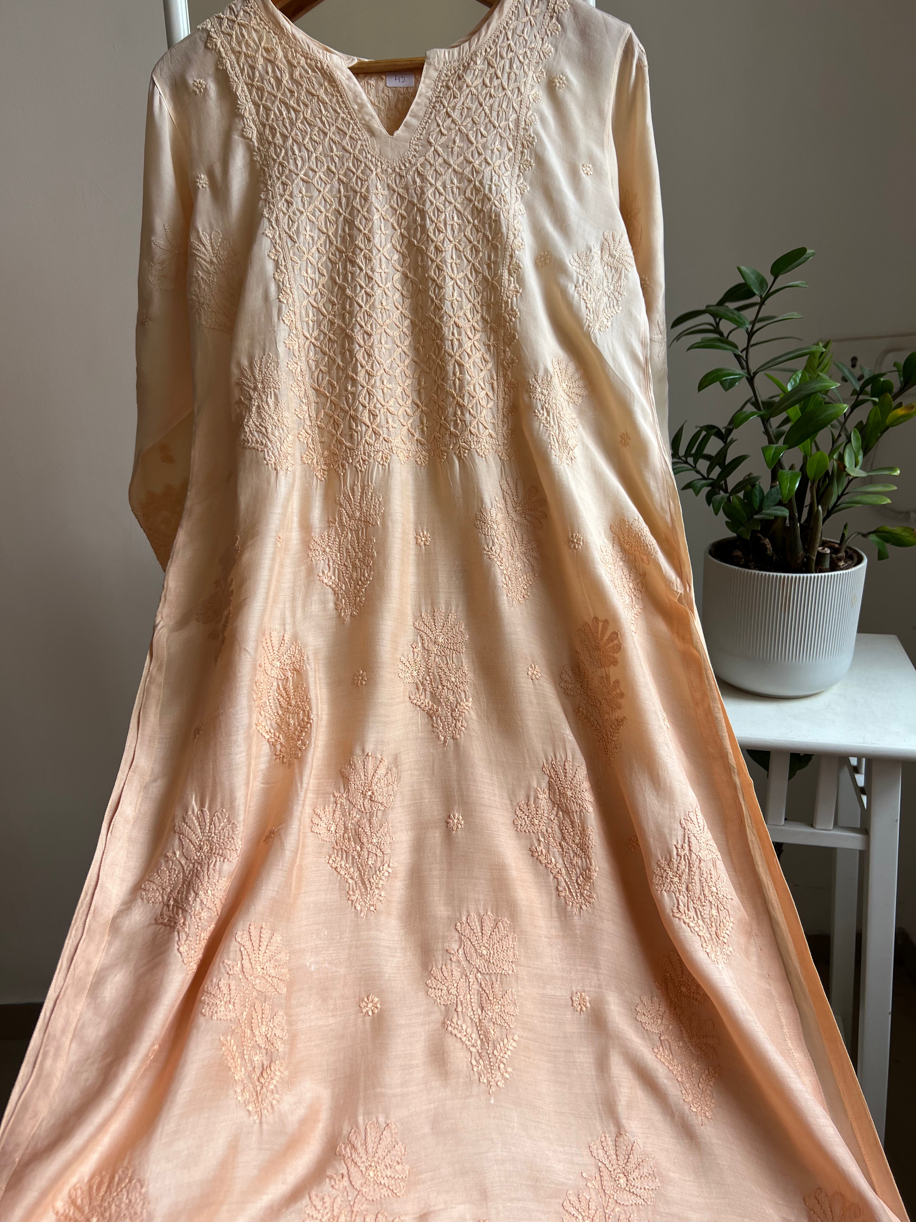 Muslin Chikankari Kurti -Cream Ombre ARIAA CHIKANKARI