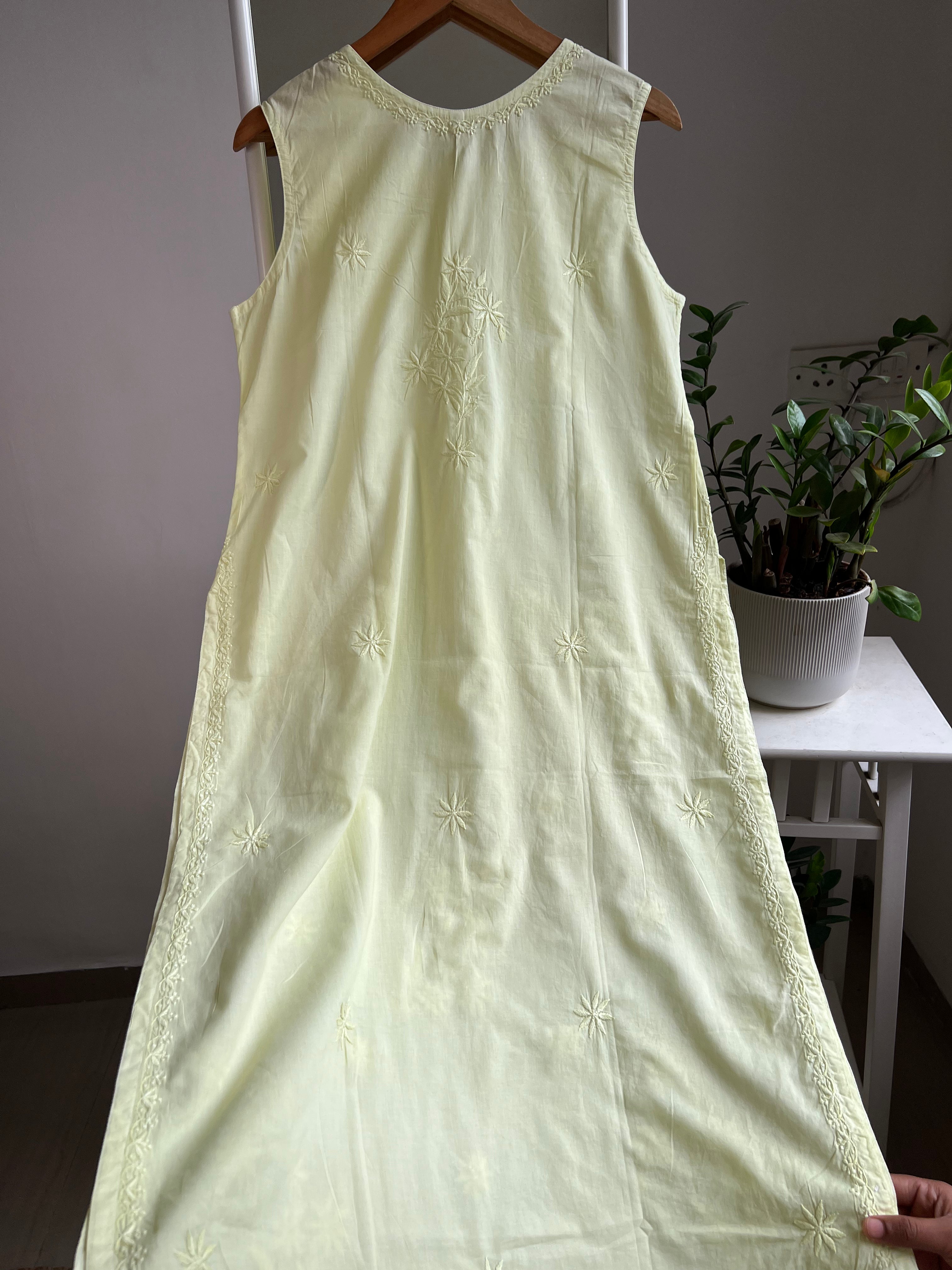 Mul Cotton Sleevless Chikankari Kurti - Apple Green ARIAA CHIKANKARI
