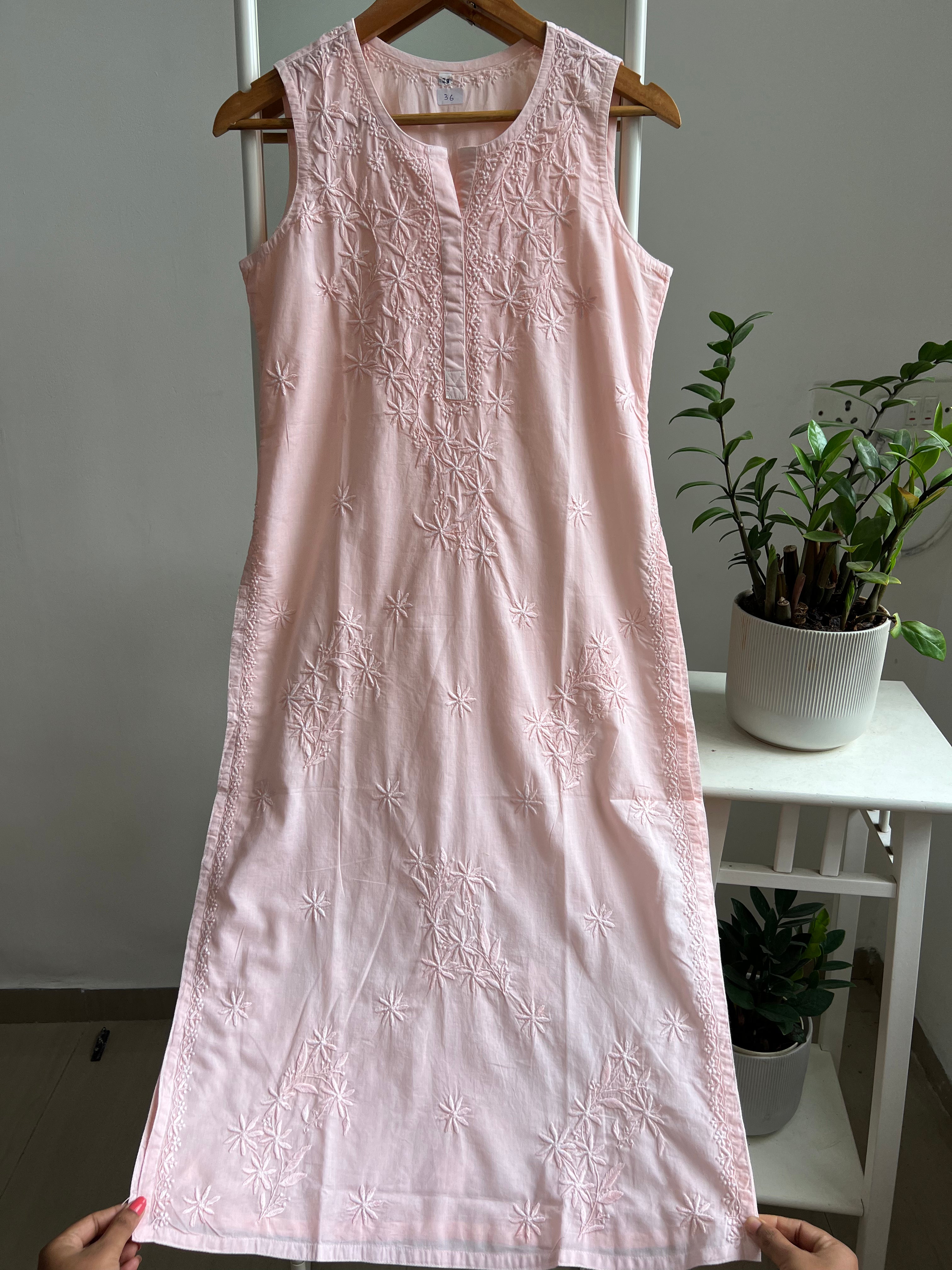 Mul Cotton Sleevless Chikankari Kurti - Peach ARIAA CHIKANKARI