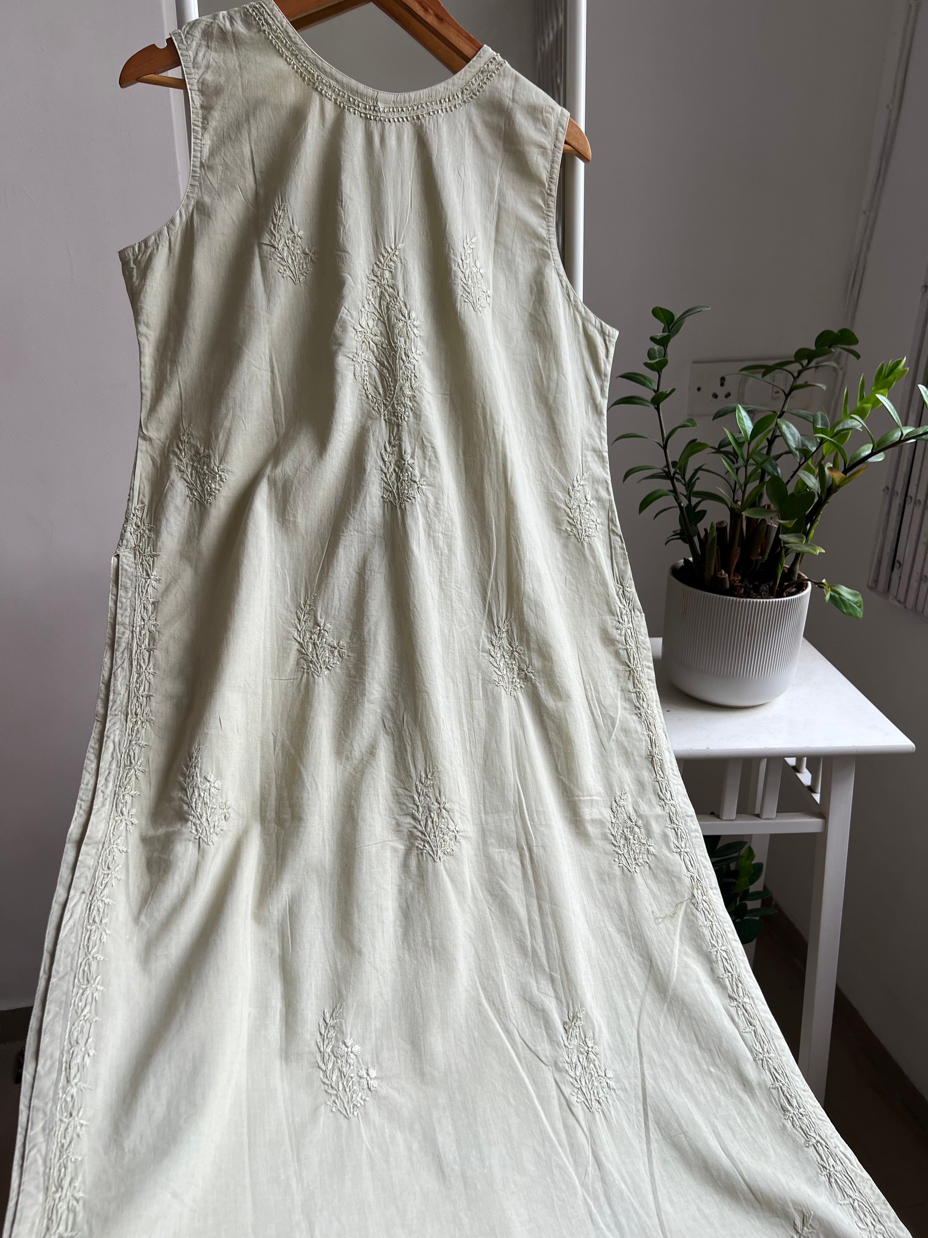 Mul Cotton Sleevless Chikankari Kurti - Sheen Green ARIAA CHIKANKARI