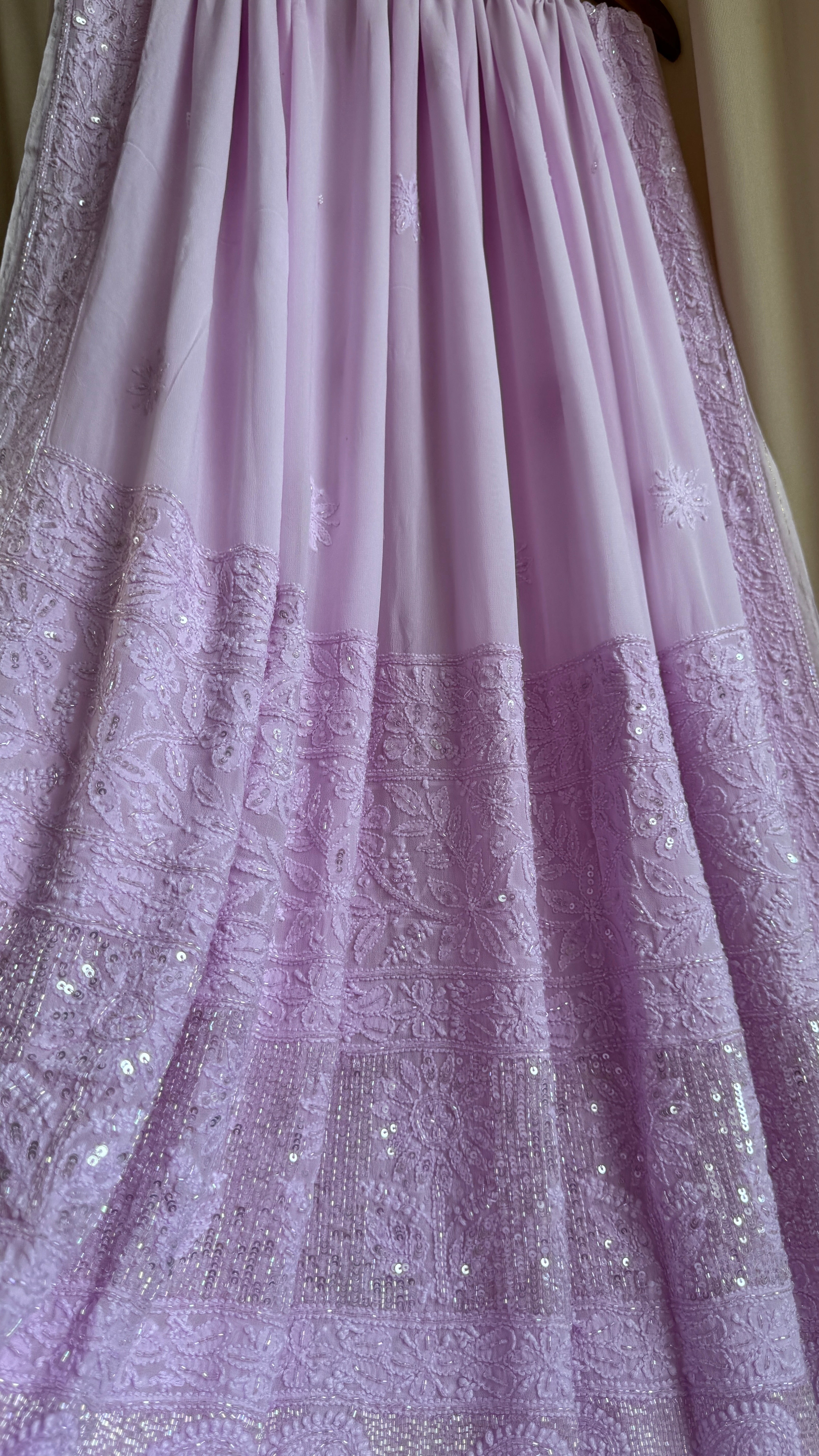 Viscose Lilac Chikankari saree with Pearl embellishments
