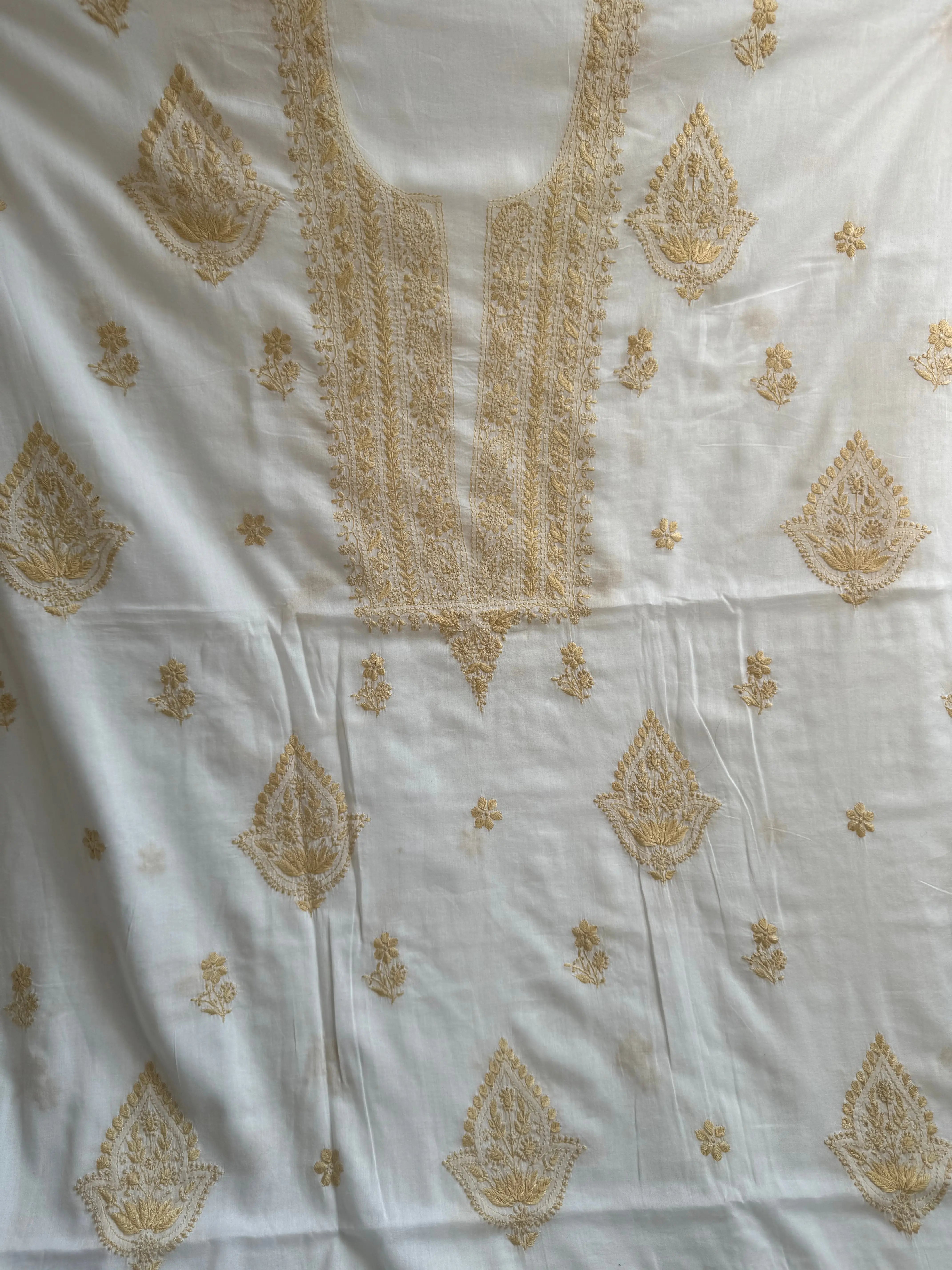 Mul cotton -Unstitched set - Kurti with Dupatta - ARIAA CHIKANKARI ARIAA CHIKANKARI