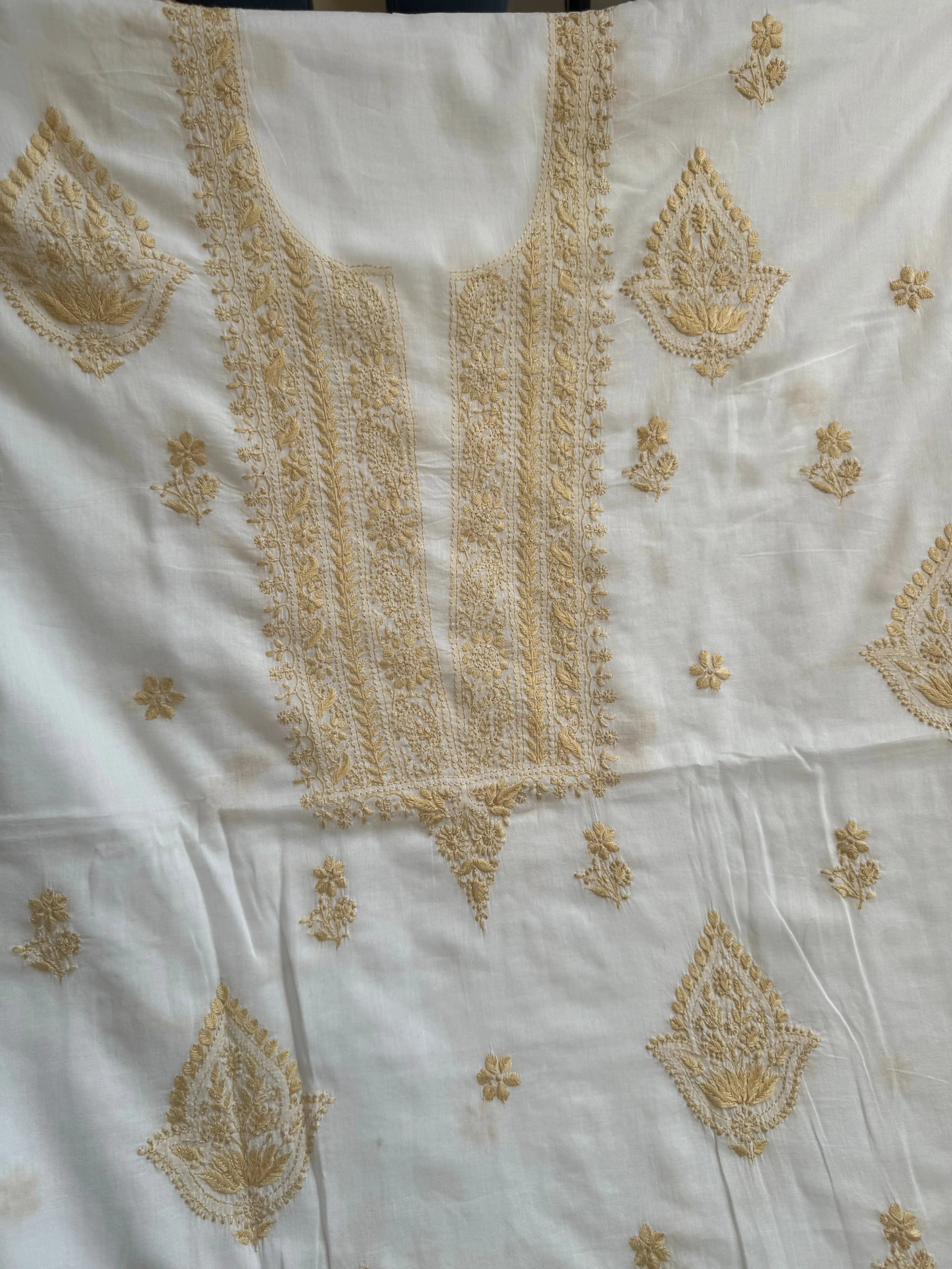 Mul cotton -Unstitched set - Kurti with Dupatta - ARIAA CHIKANKARI ARIAA CHIKANKARI