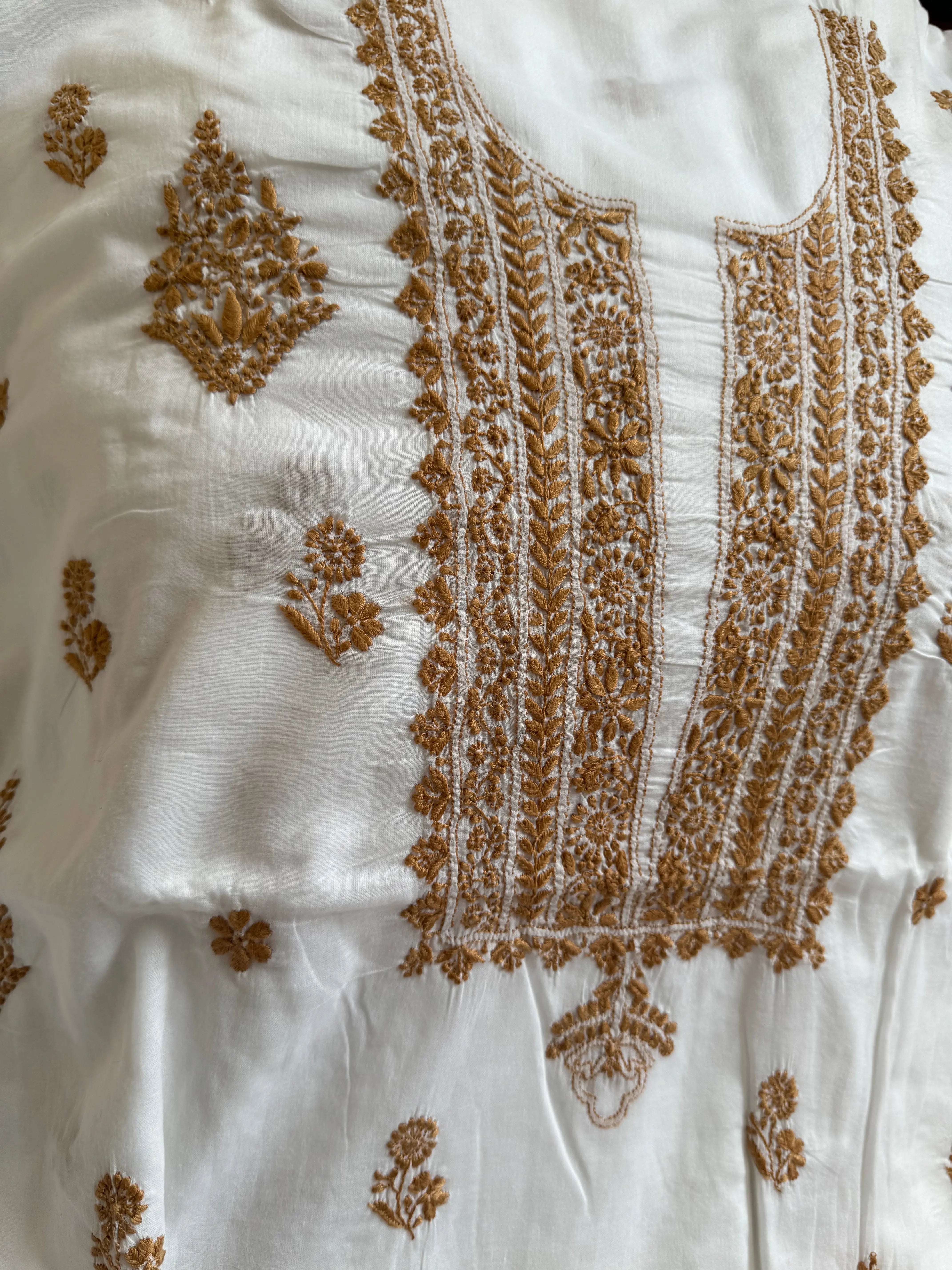 Mul cotton -Unstitched set - Kurti with Dupatta - ARIAA CHIKANKARI ARIAA CHIKANKARI
