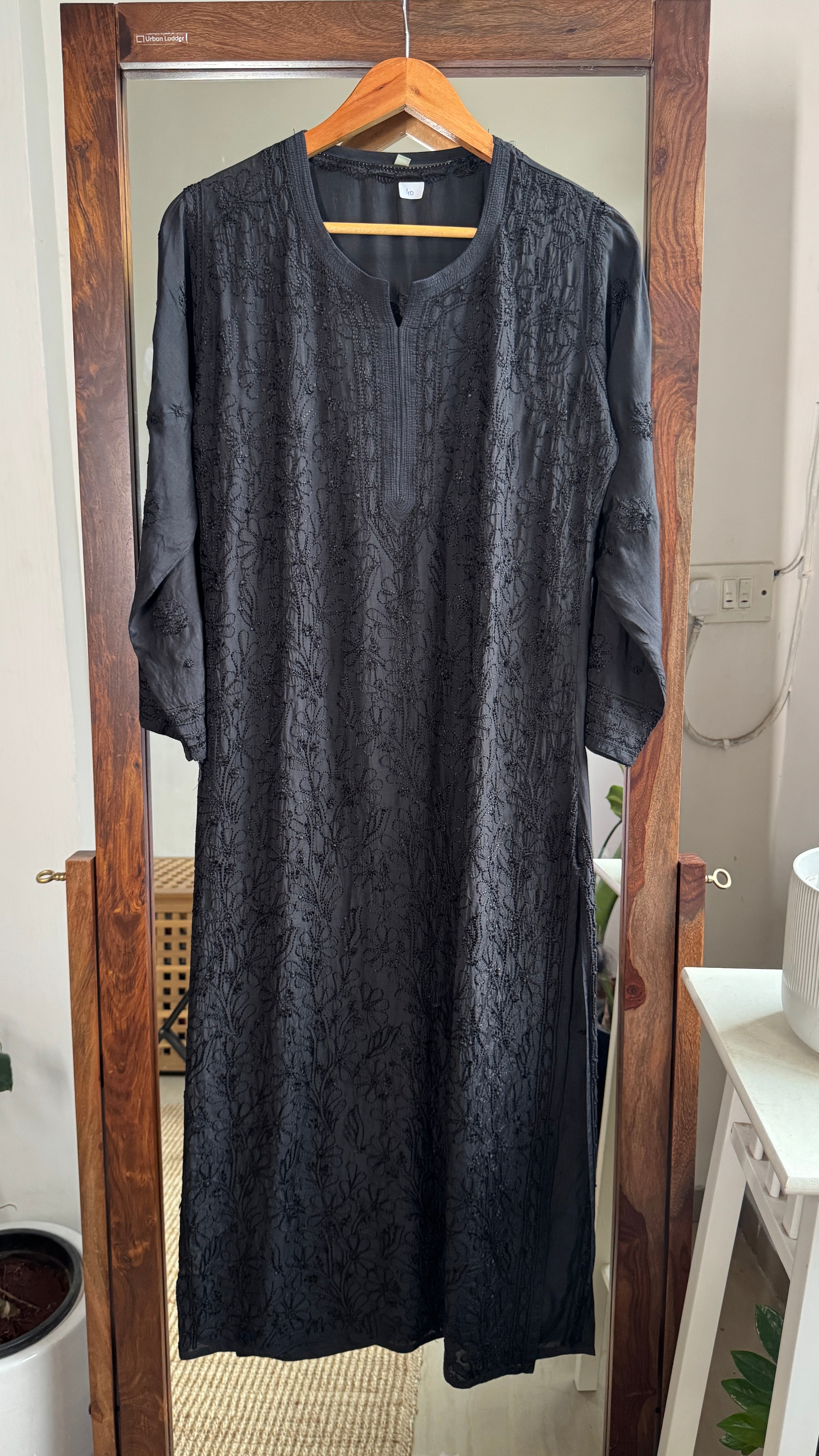 Muslin Chikankari Kurti - Black - BERRY Collection