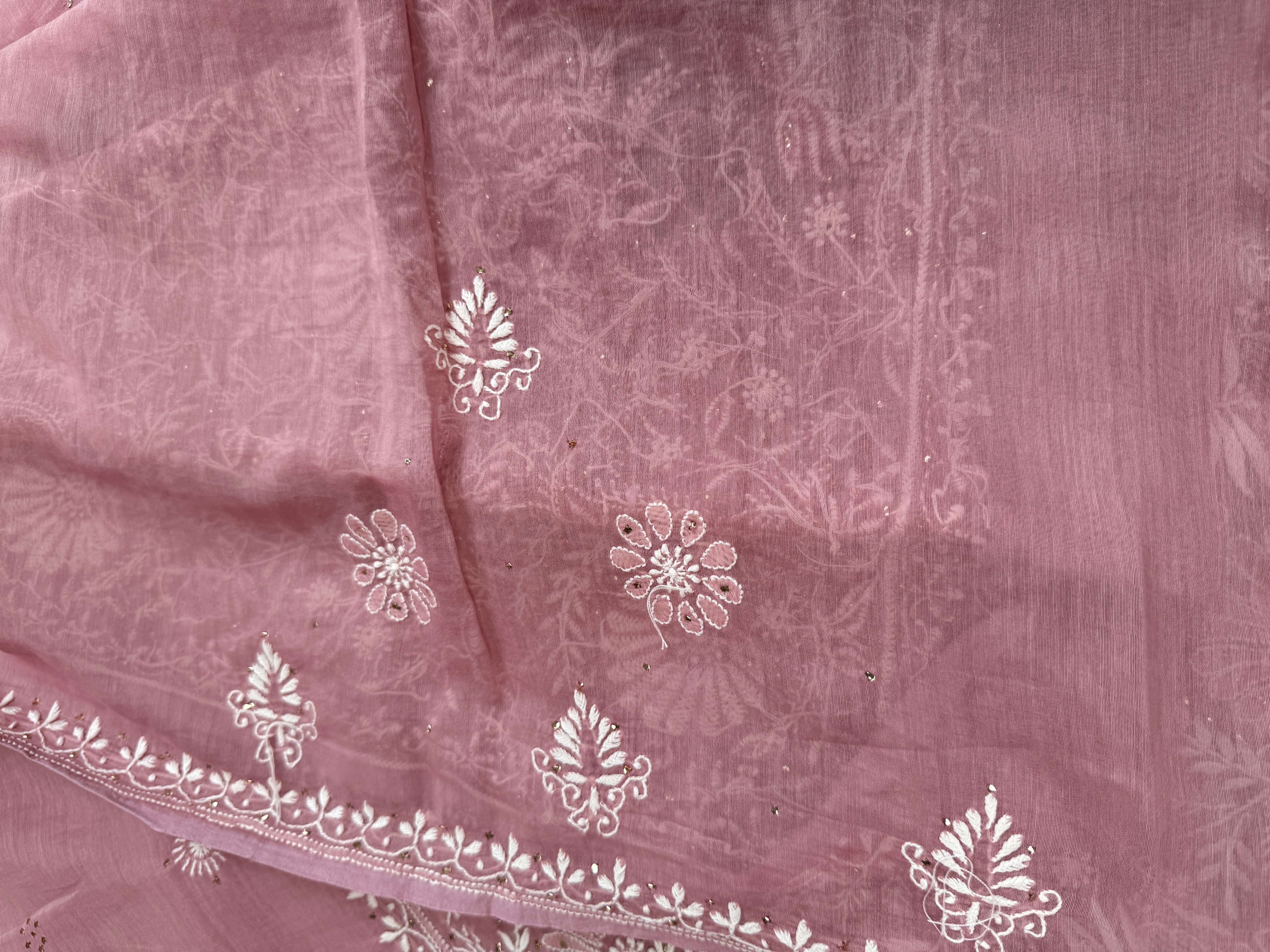 Pure Mul Chanderi Chikankari saree in Mauve with Mukaish work