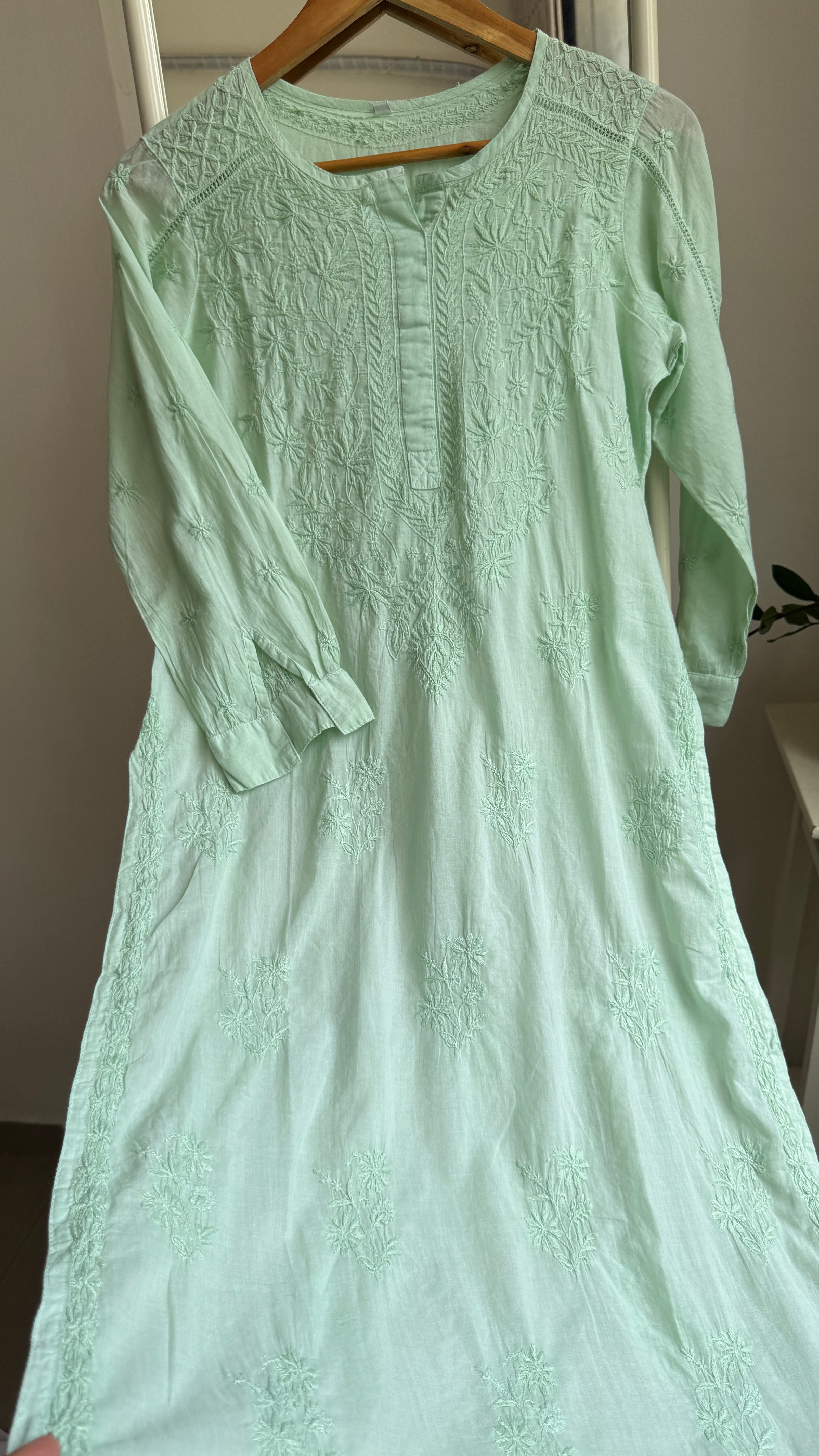 Mul Cotto Green Chikankari Kurti - Green