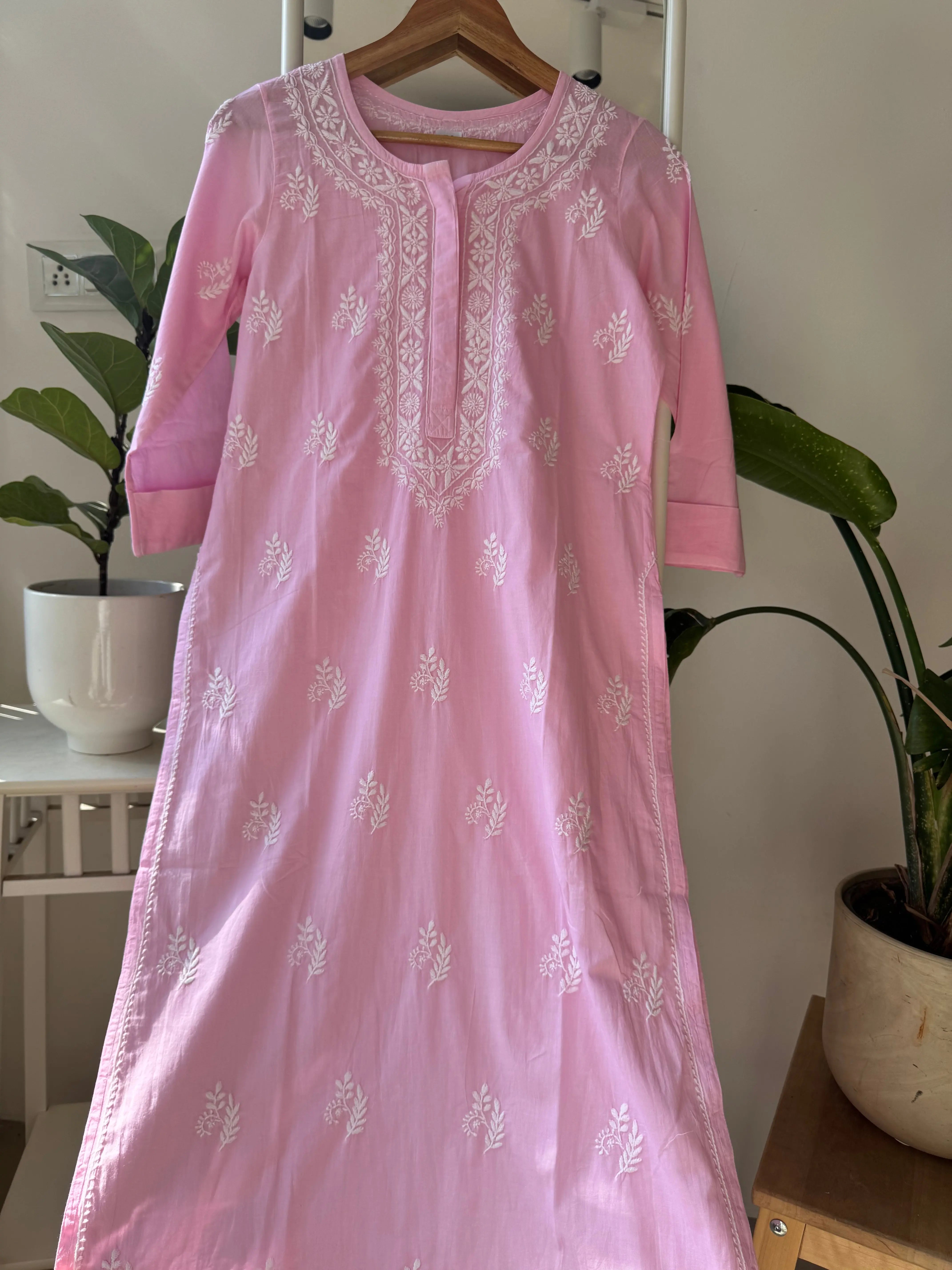 Mul Cotton Chikankari Kurti - pink ARIAA CHIKANKARI
