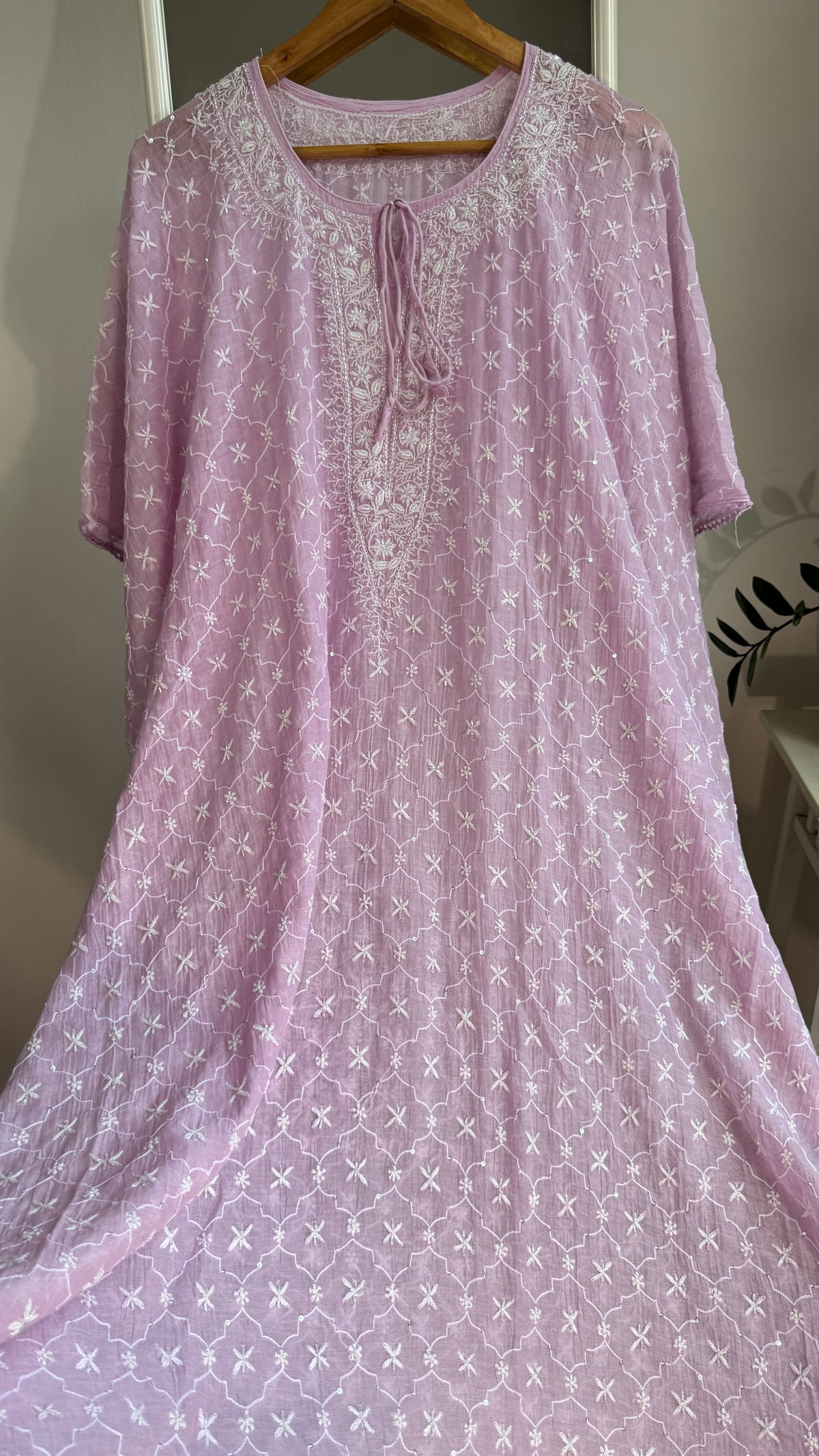 Mul Chanderi Chikankari Kaftan -Lilac