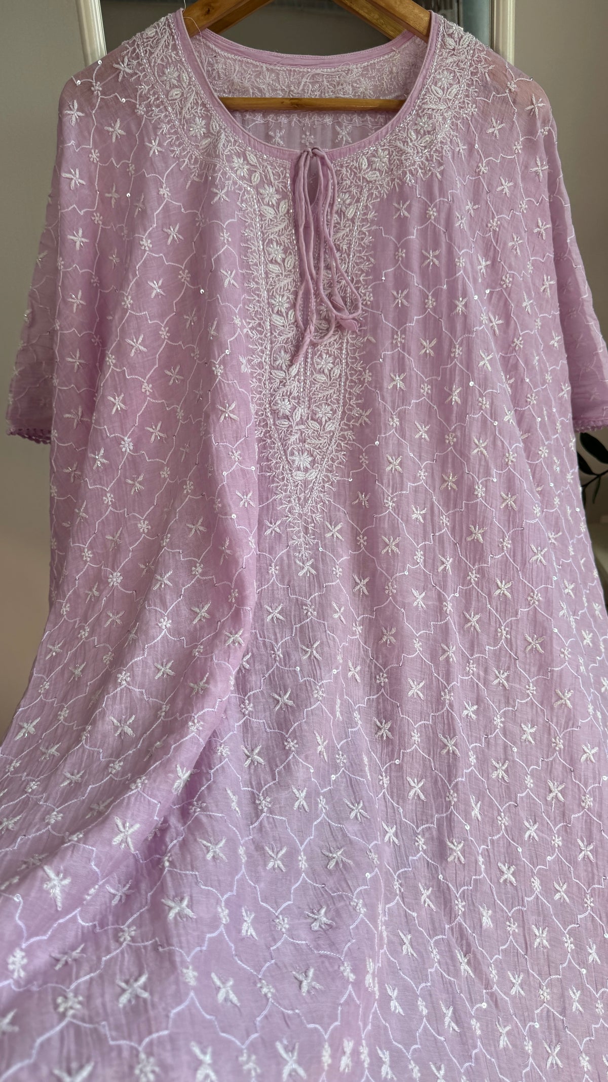 Mul Chanderi Chikankari Kaftan -Lilac
