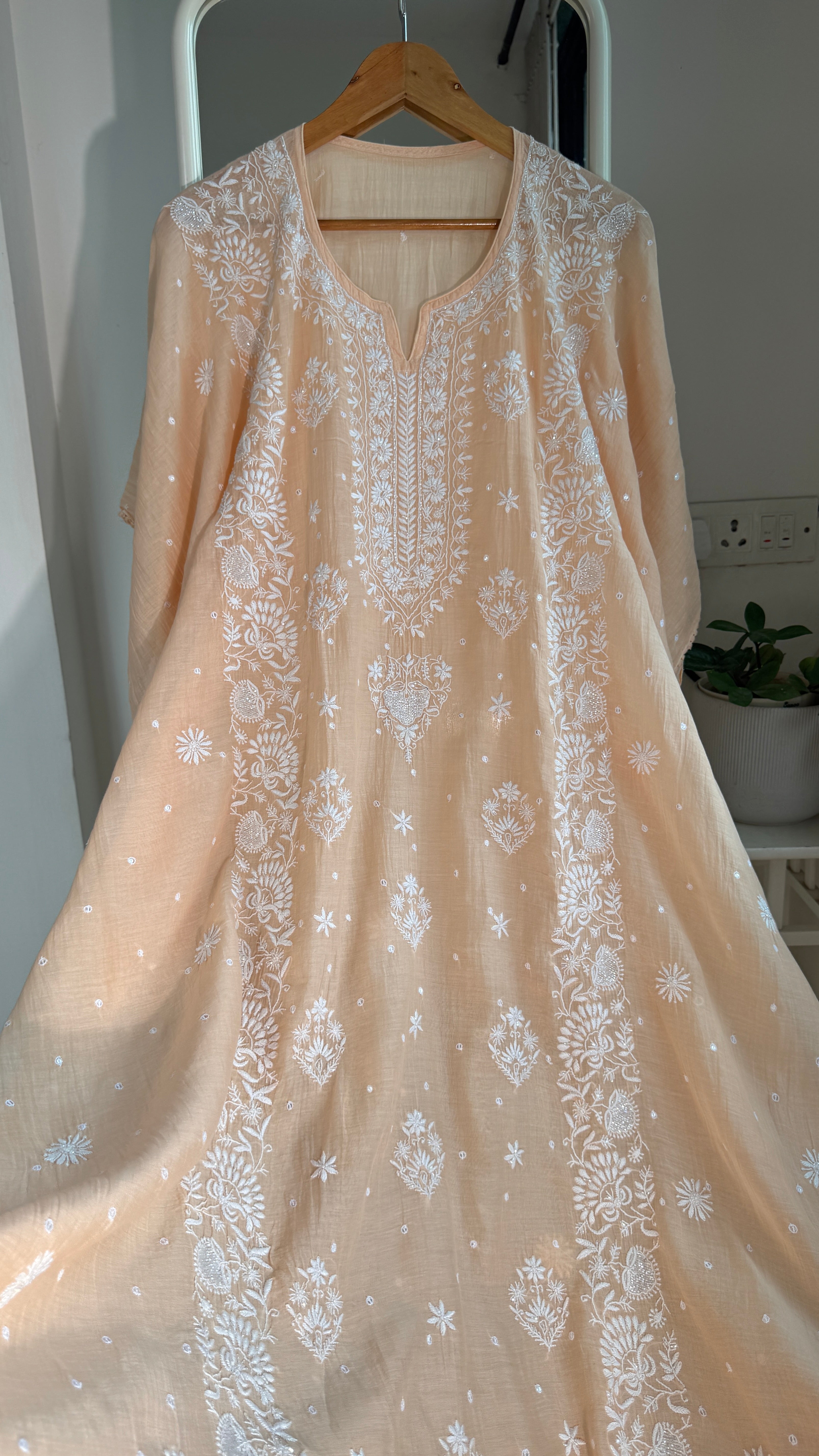 Mul Chanderi Chikankari Kaftan - Peach