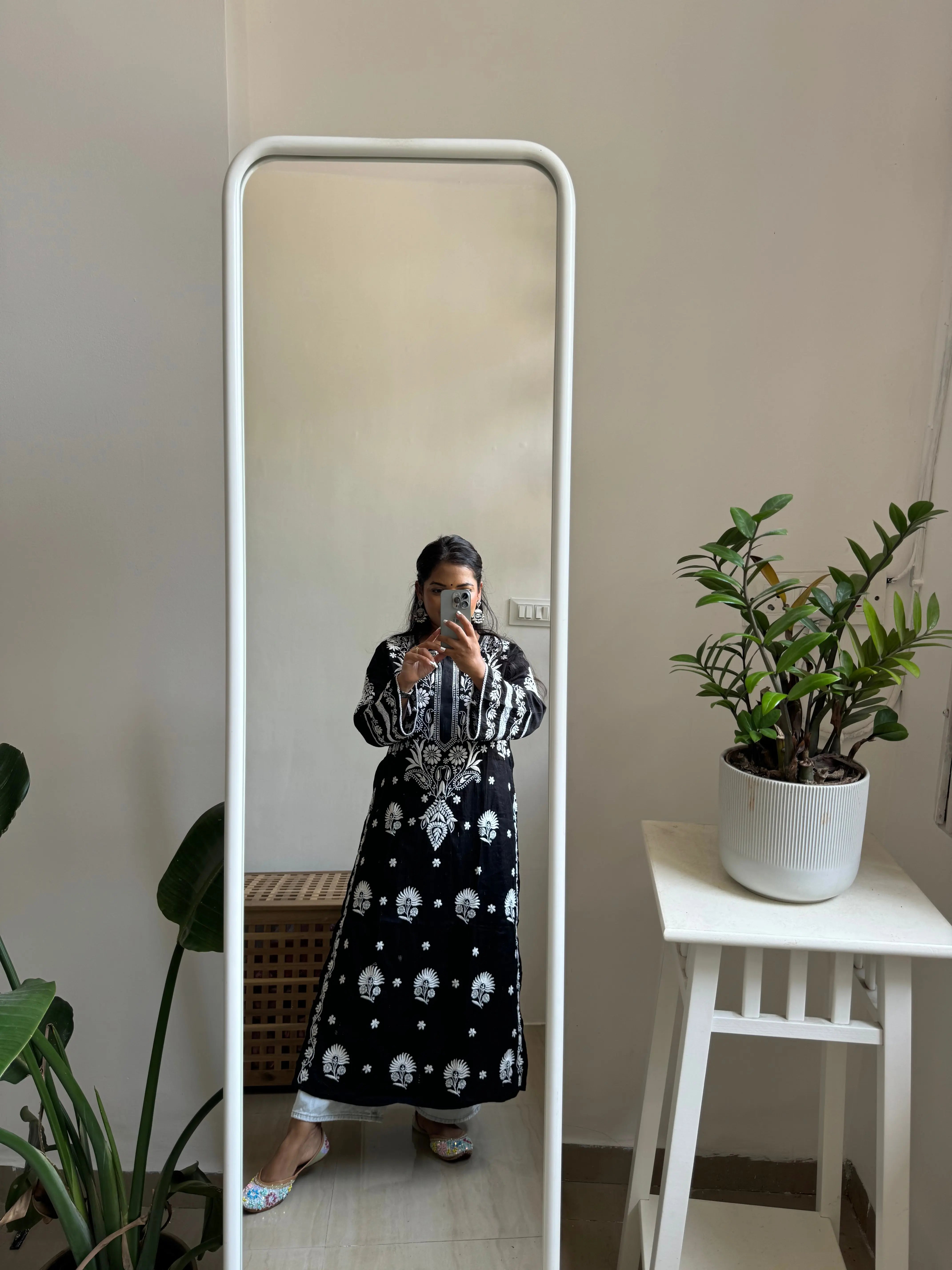 Cotton Chikankari Kurti - Black ARIAA CHIKANKARI