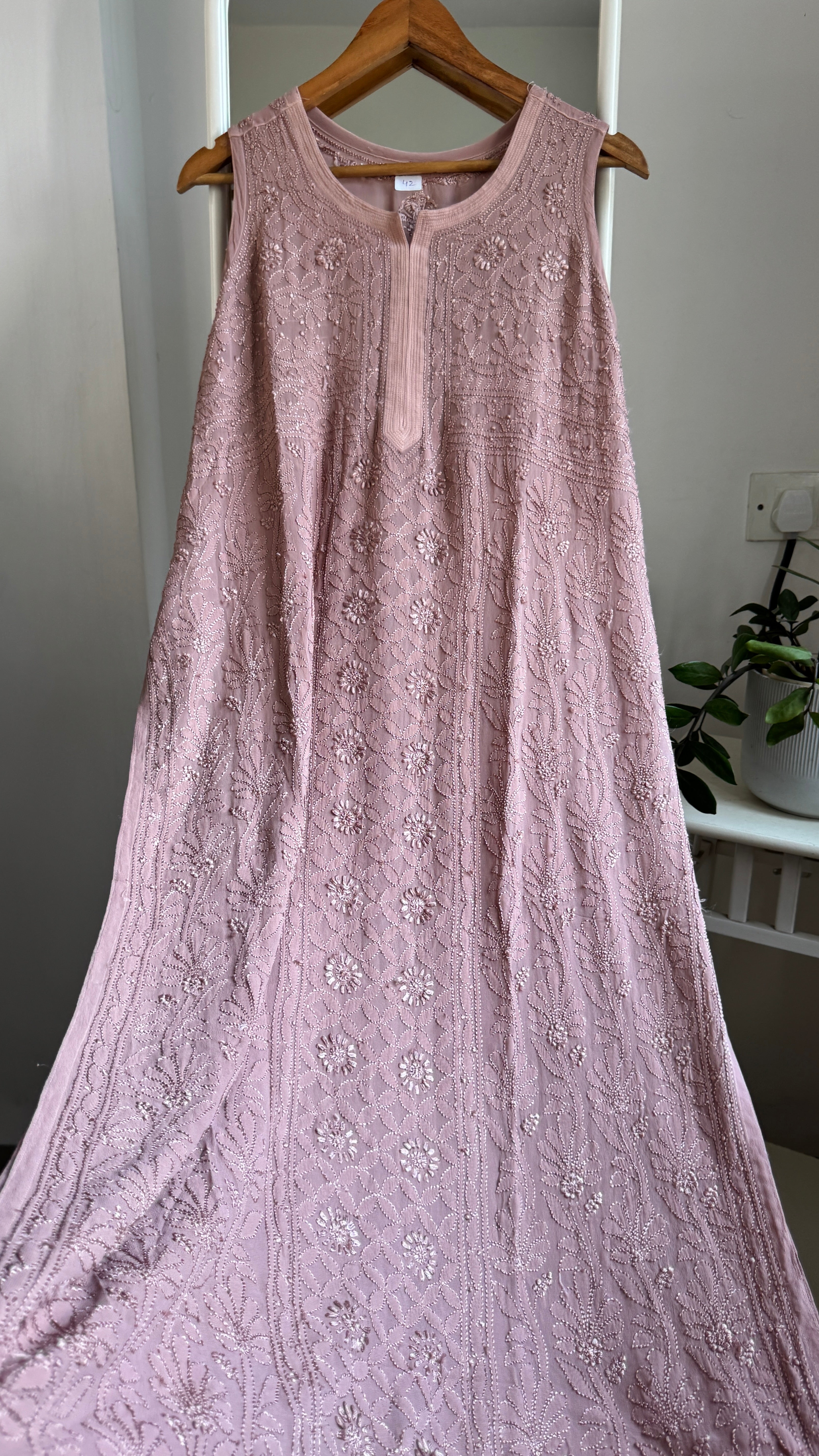 Long Full Jaal Sleeveless Chikankari Kurti - AriAA Chikankari - Rose Collection