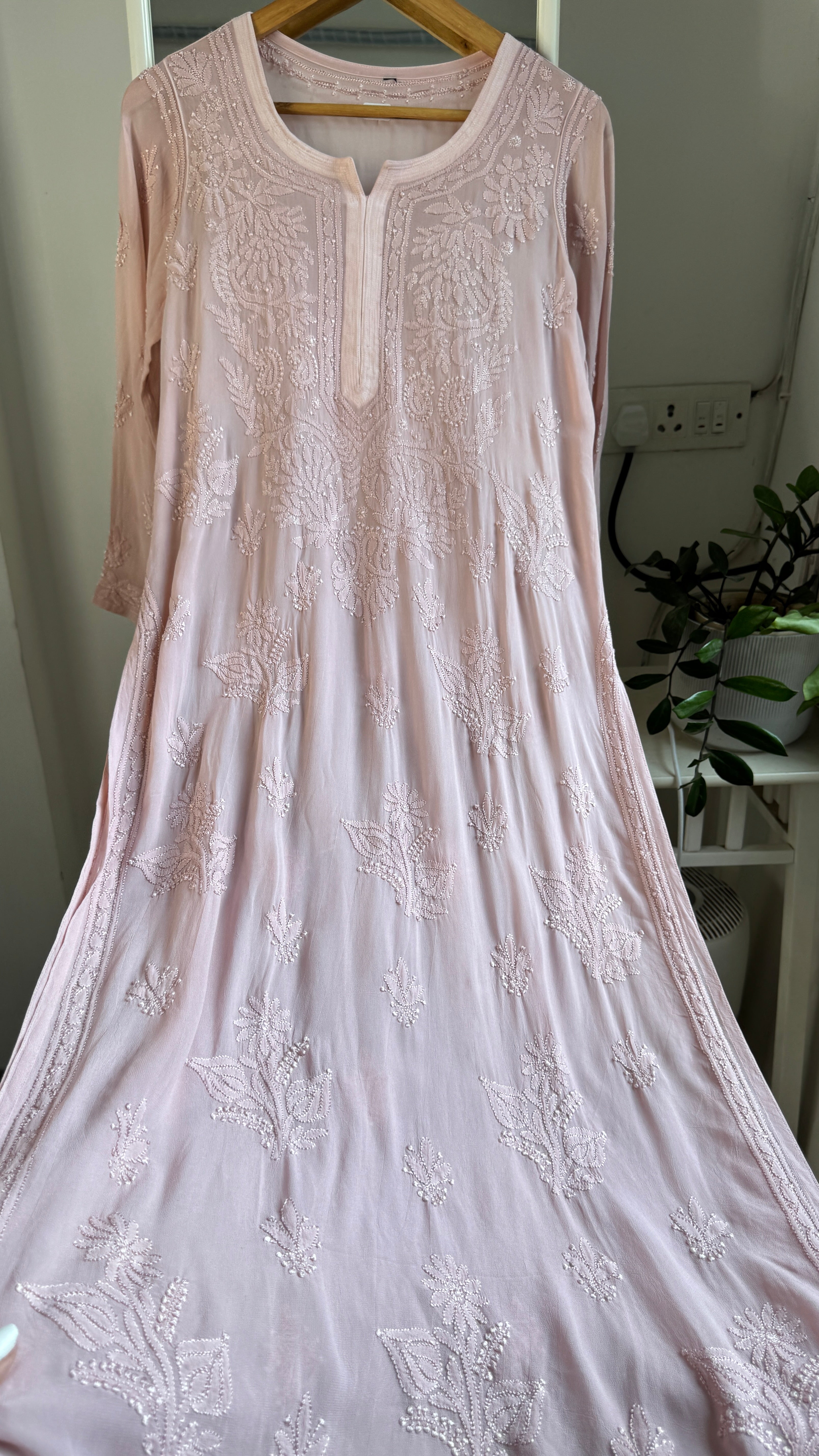 Viscose Kurti - Gala Booti- Pale Pink