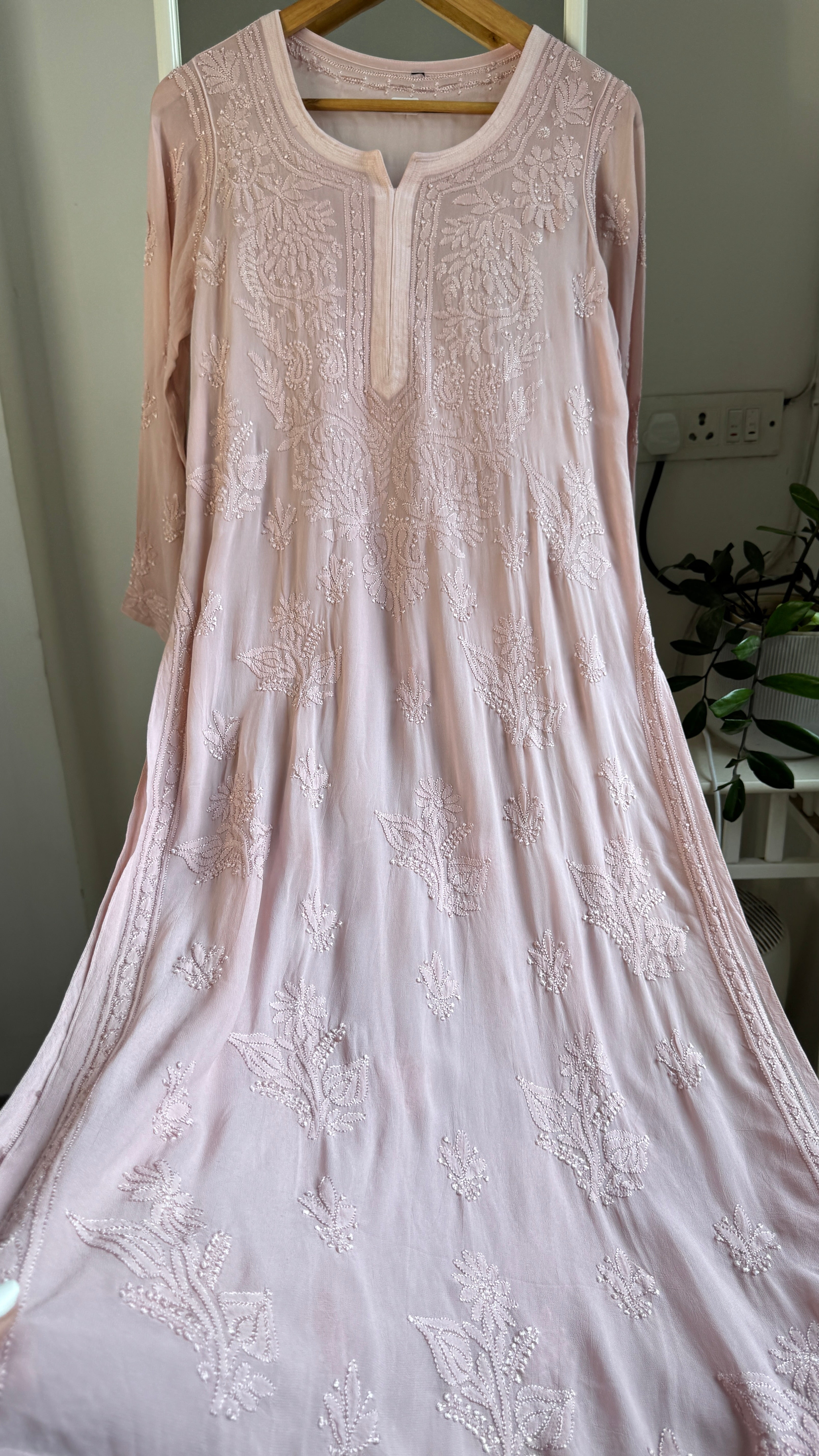 Viscose Kurti - Gala Booti- Pale Pink