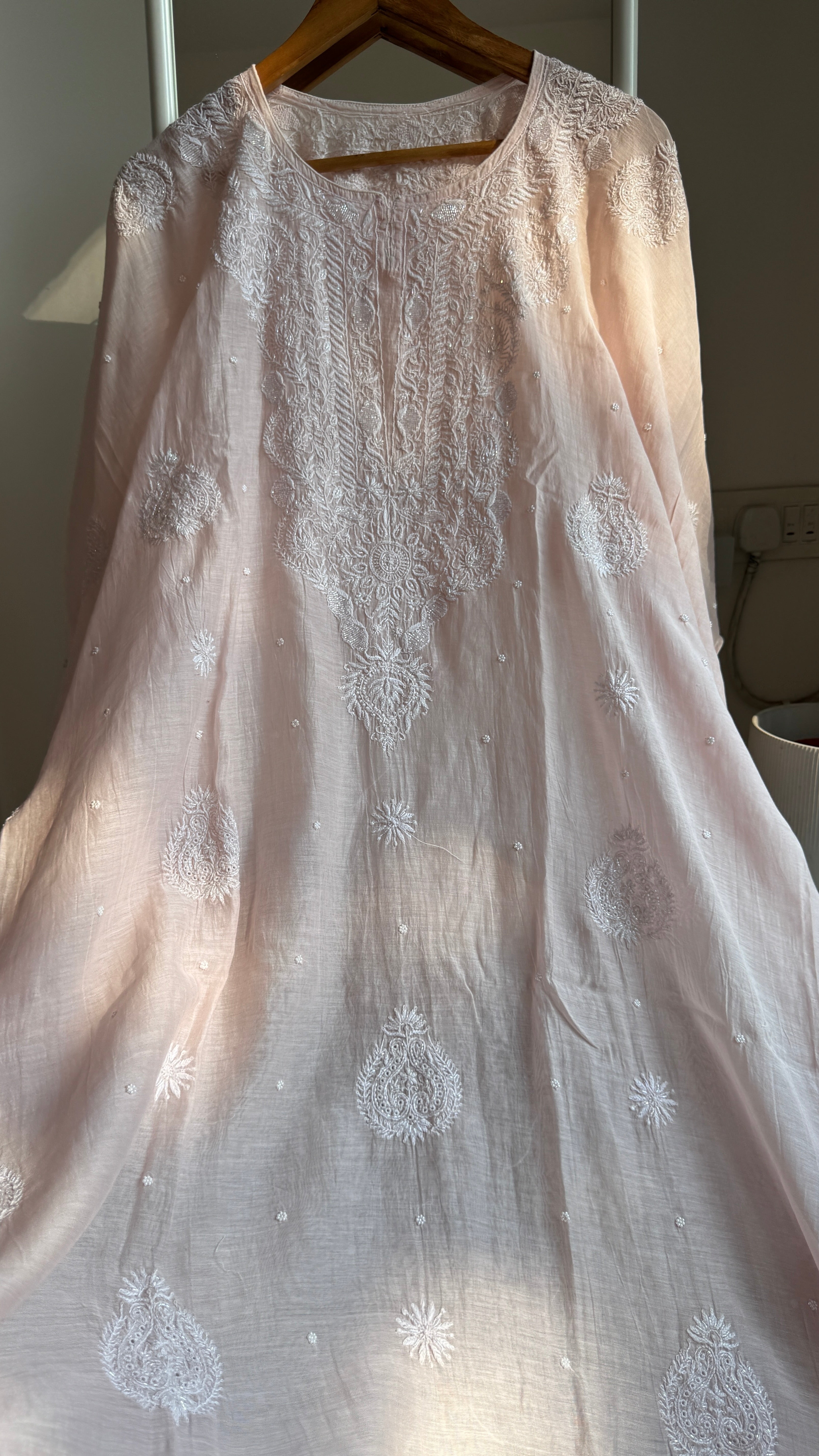 Mul Chanderi Chikankari Kaftan - Pale Pink