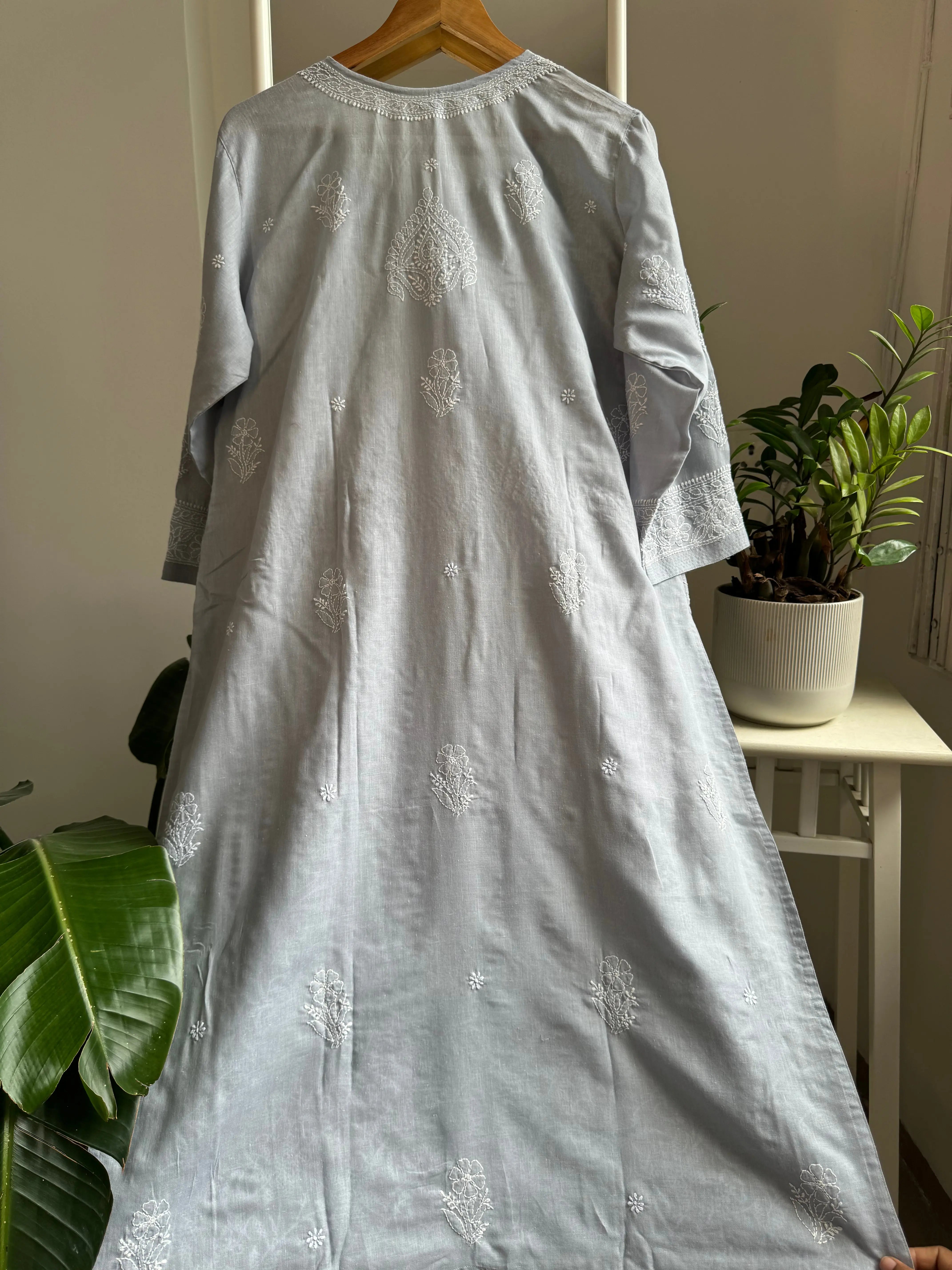 Cotton Chikankari Kurti - Grey -white thread work ARIAA CHIKANKARI