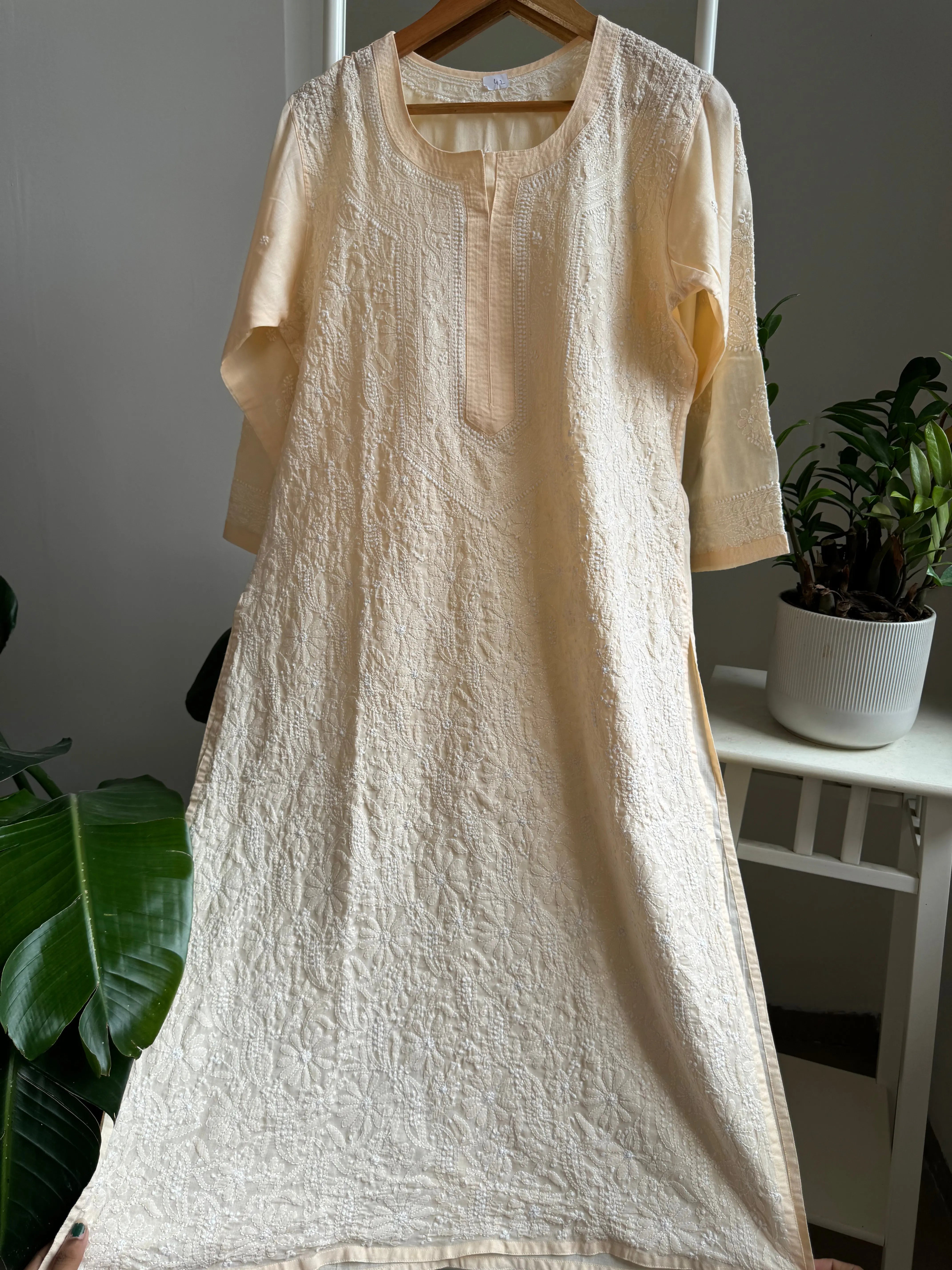 Cotton Chikankari Kurti - Peach -white thread work ARIAA CHIKANKARI