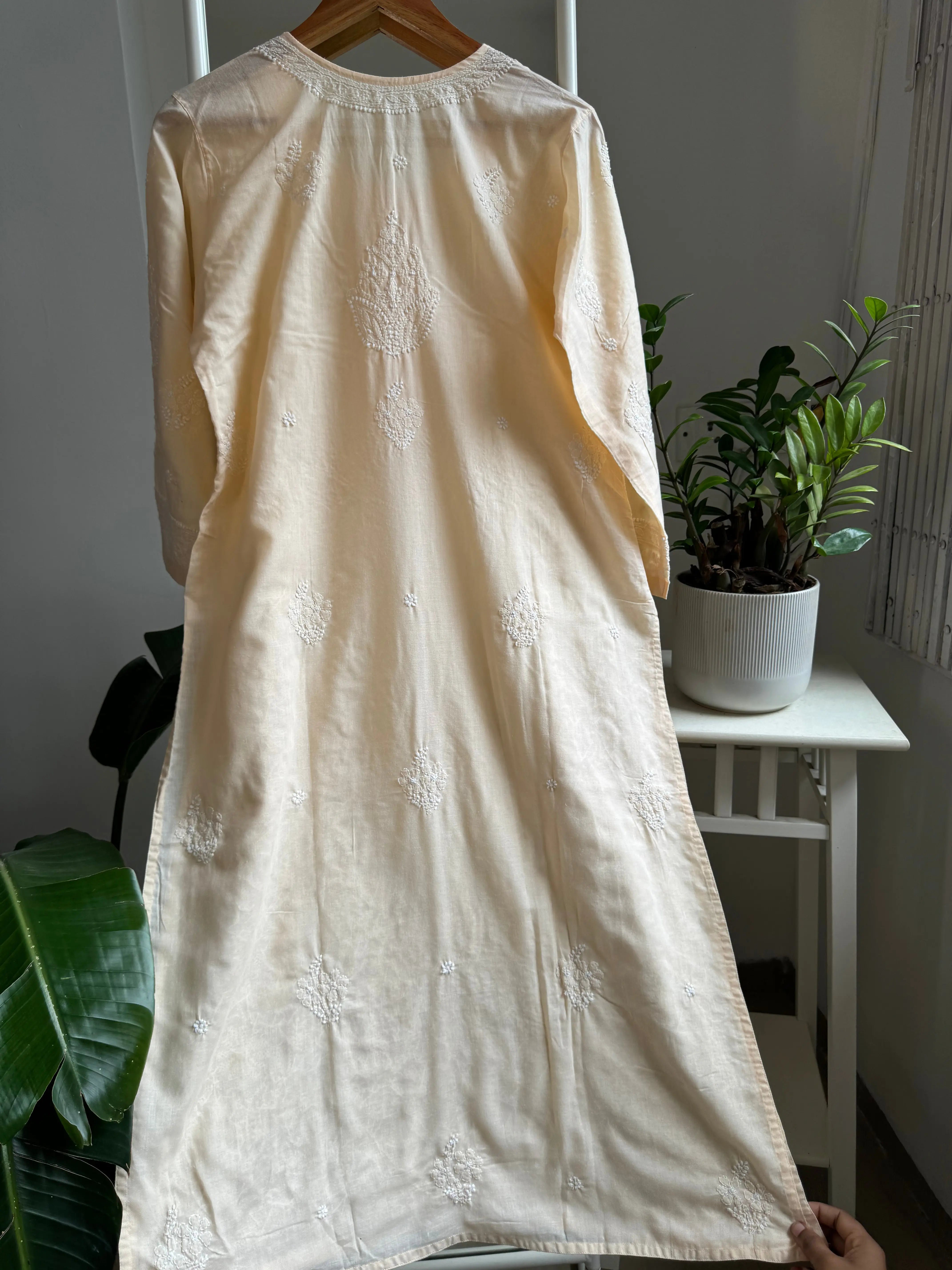 Cotton Chikankari Kurti - Peach -white thread work ARIAA CHIKANKARI