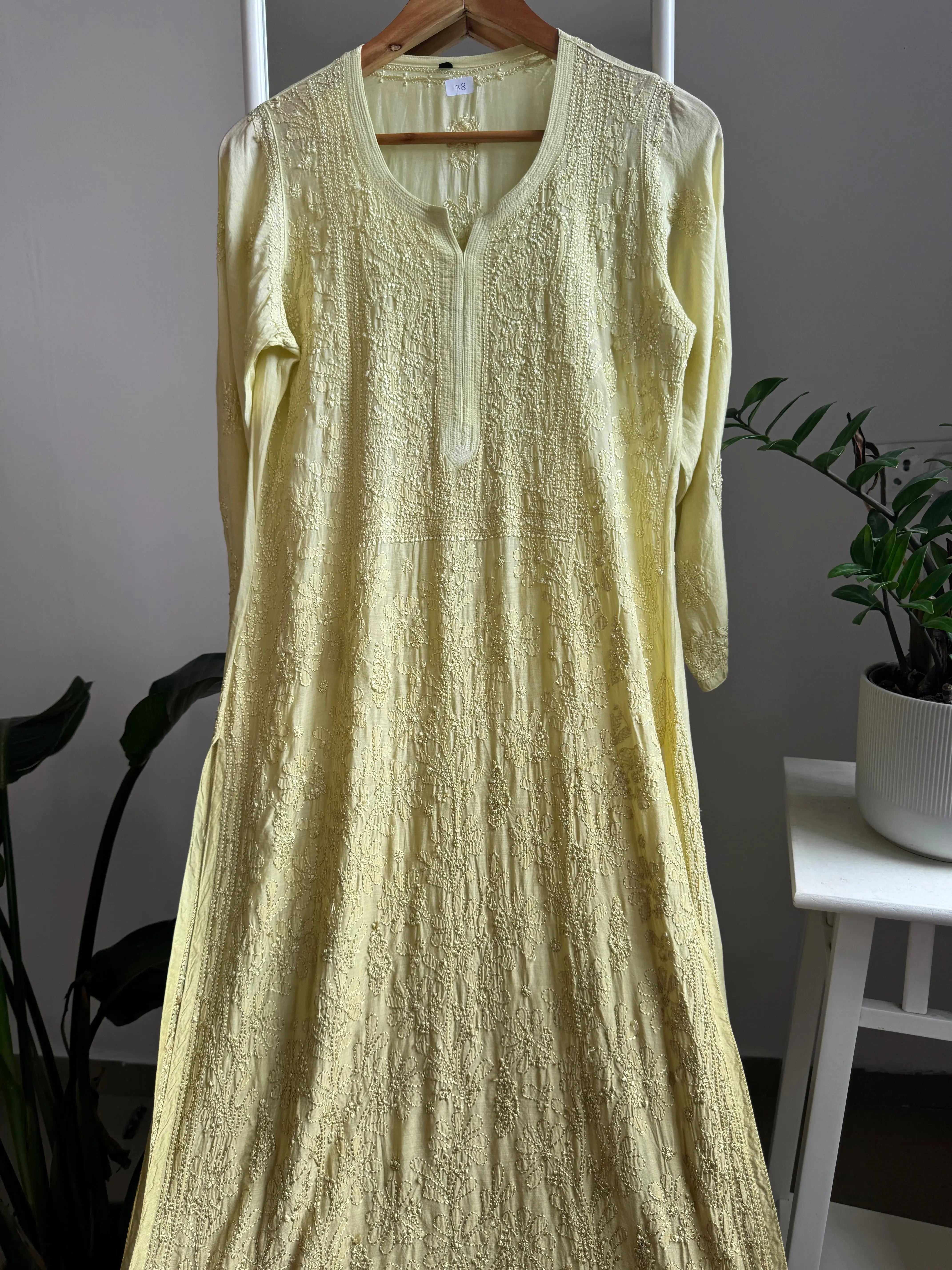 Muslin Chikankari Kurti - Green ARIAA CHIKANKARI