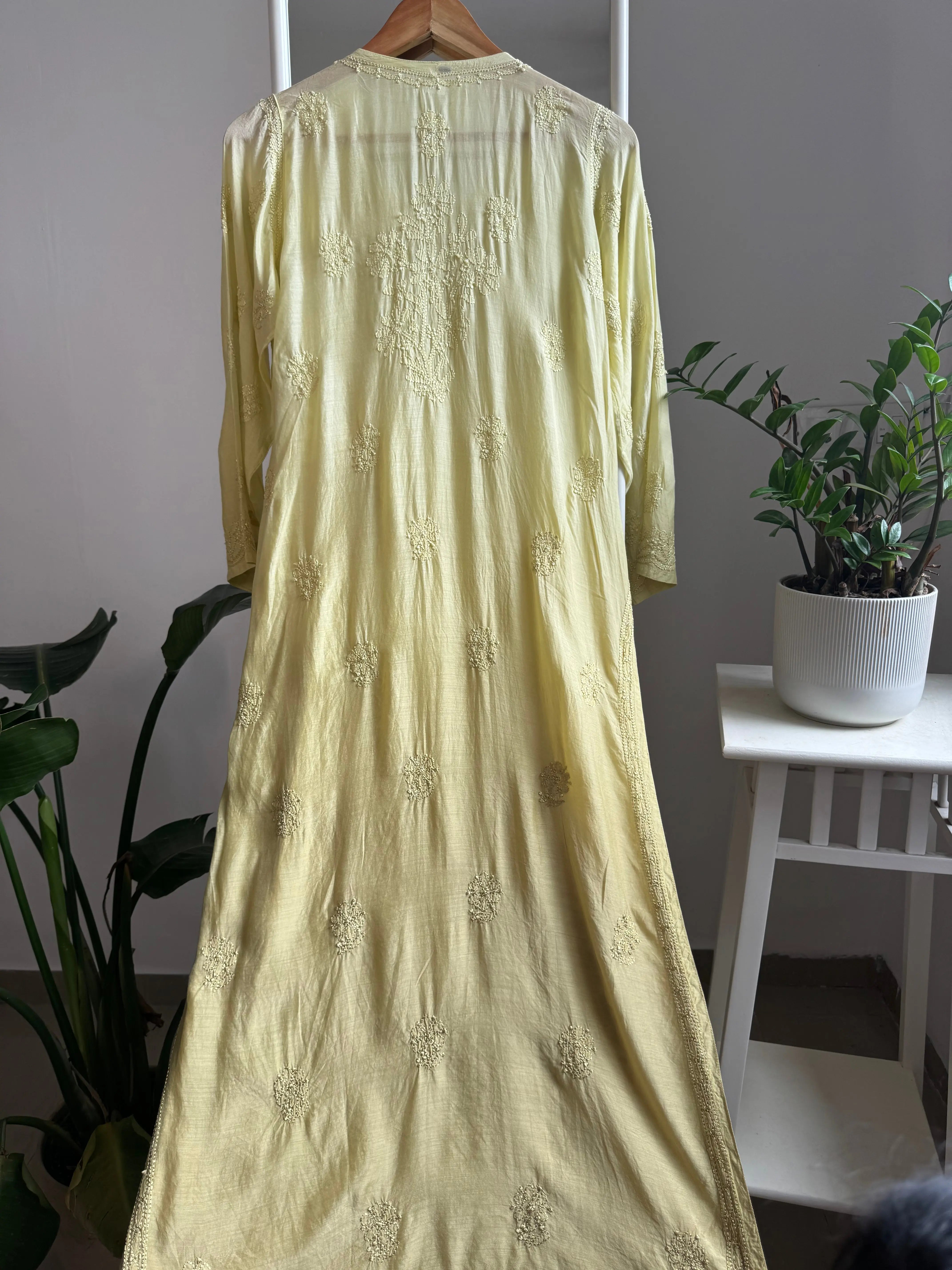 Muslin Chikankari Kurti - Green ARIAA CHIKANKARI