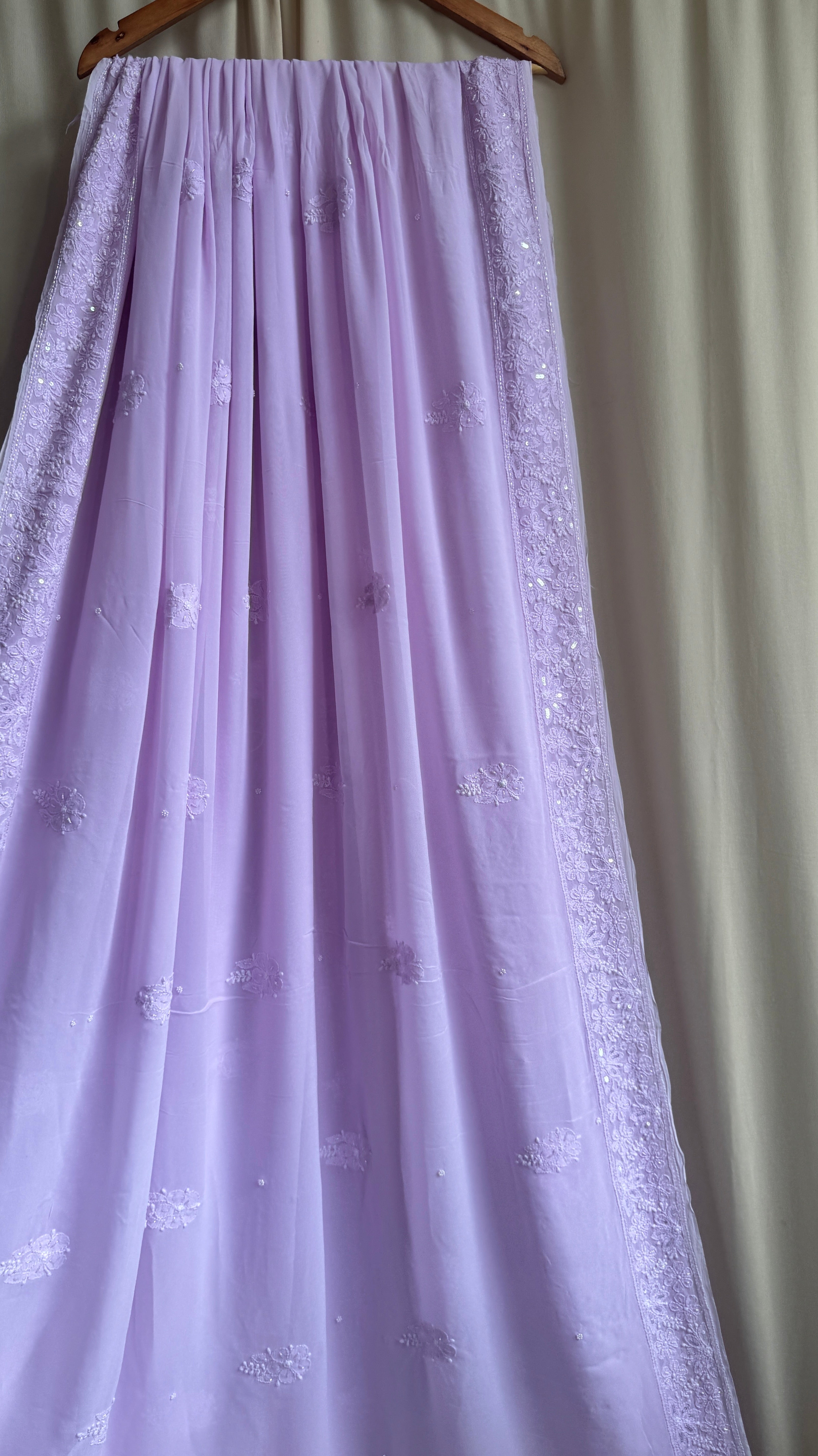 Viscose Lilac Chikankari saree with Pearl embellishments