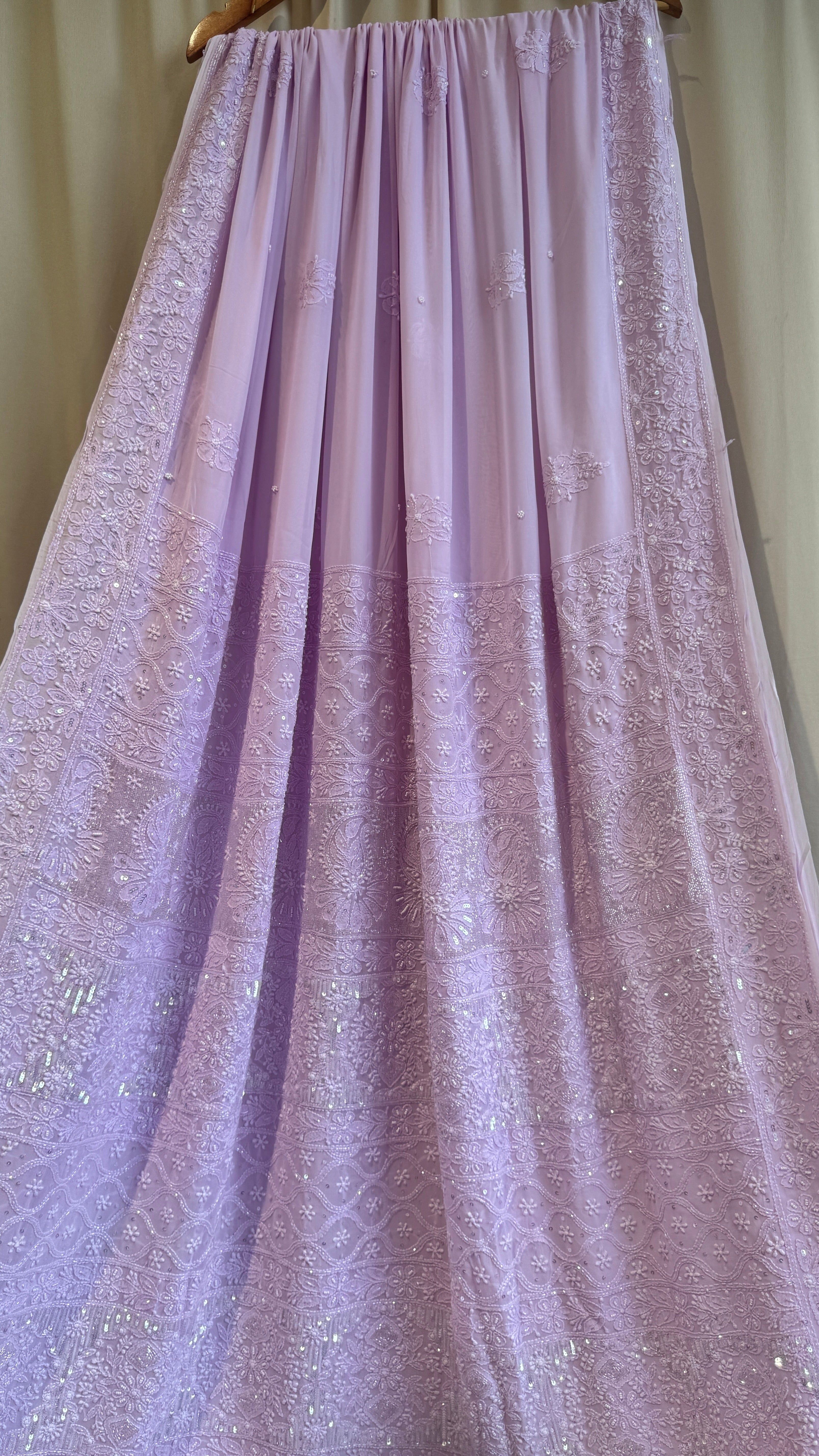 Viscose Lilac Chikankari saree with Pearl embellishments