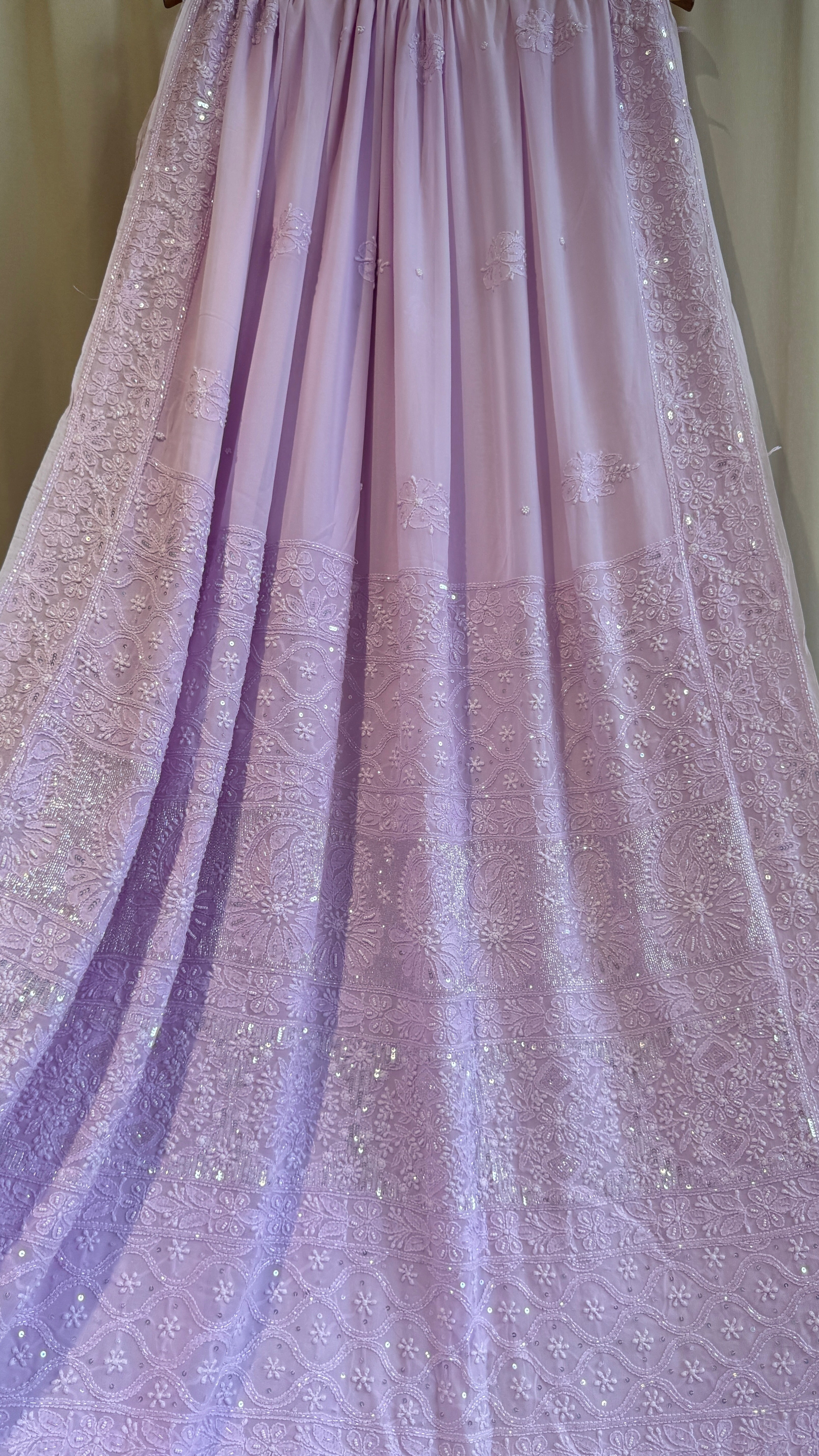 Viscose Lilac Chikankari saree with Pearl embellishments