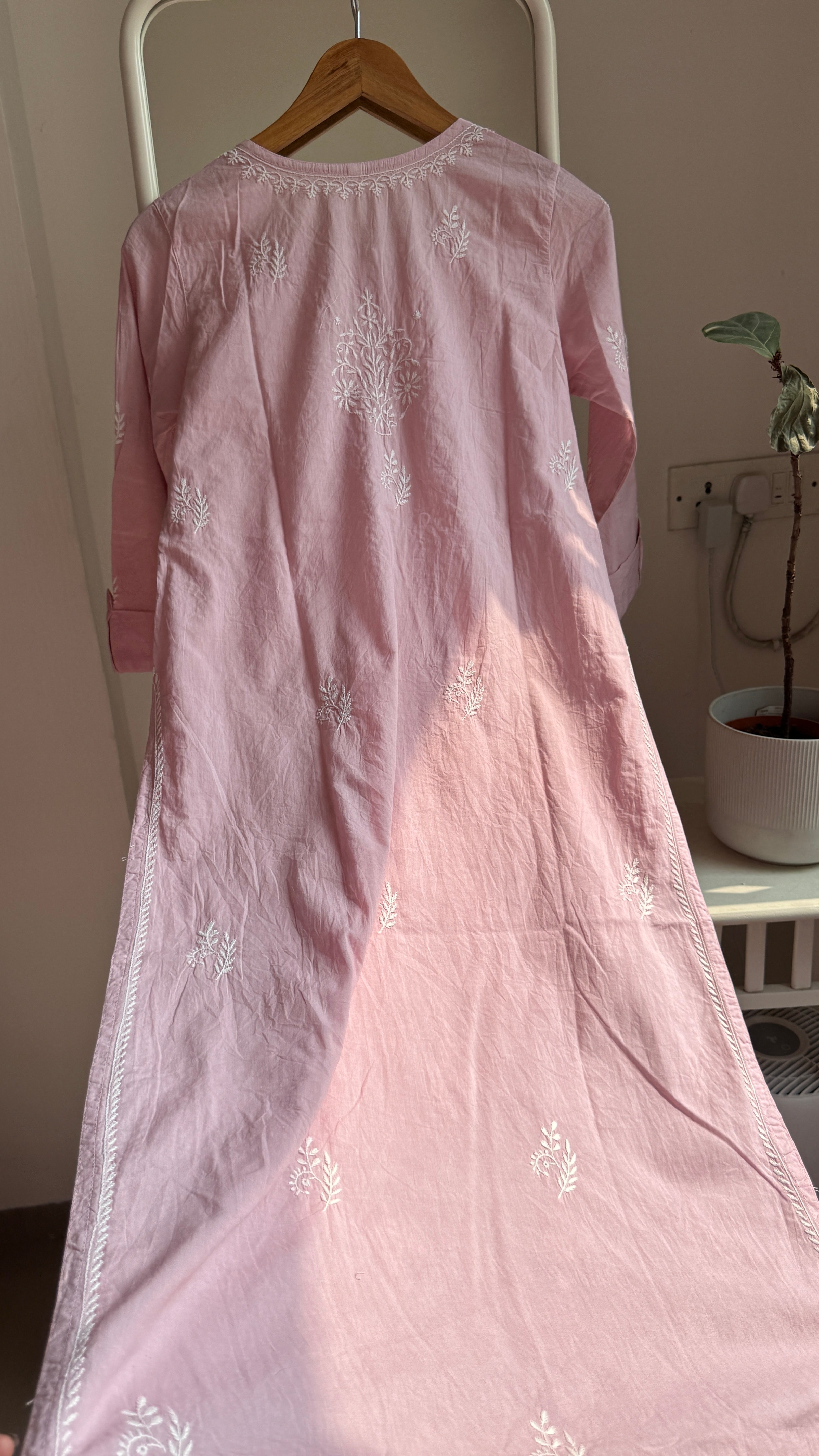 Mul Cotton Chikankari Kurti - Mauve