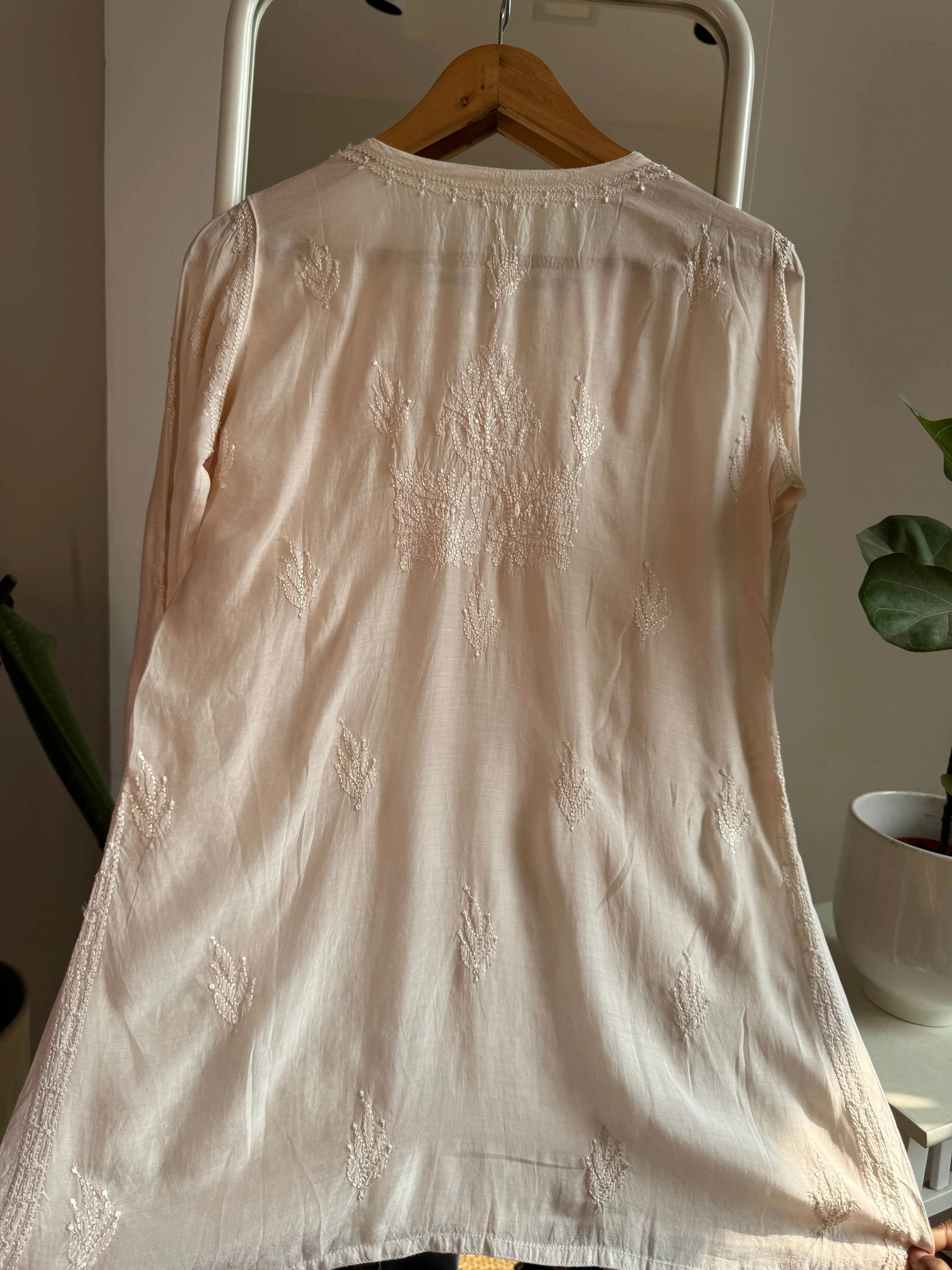 Chikankari Muslin short Top in Cream ARIAA CHIKANKARI